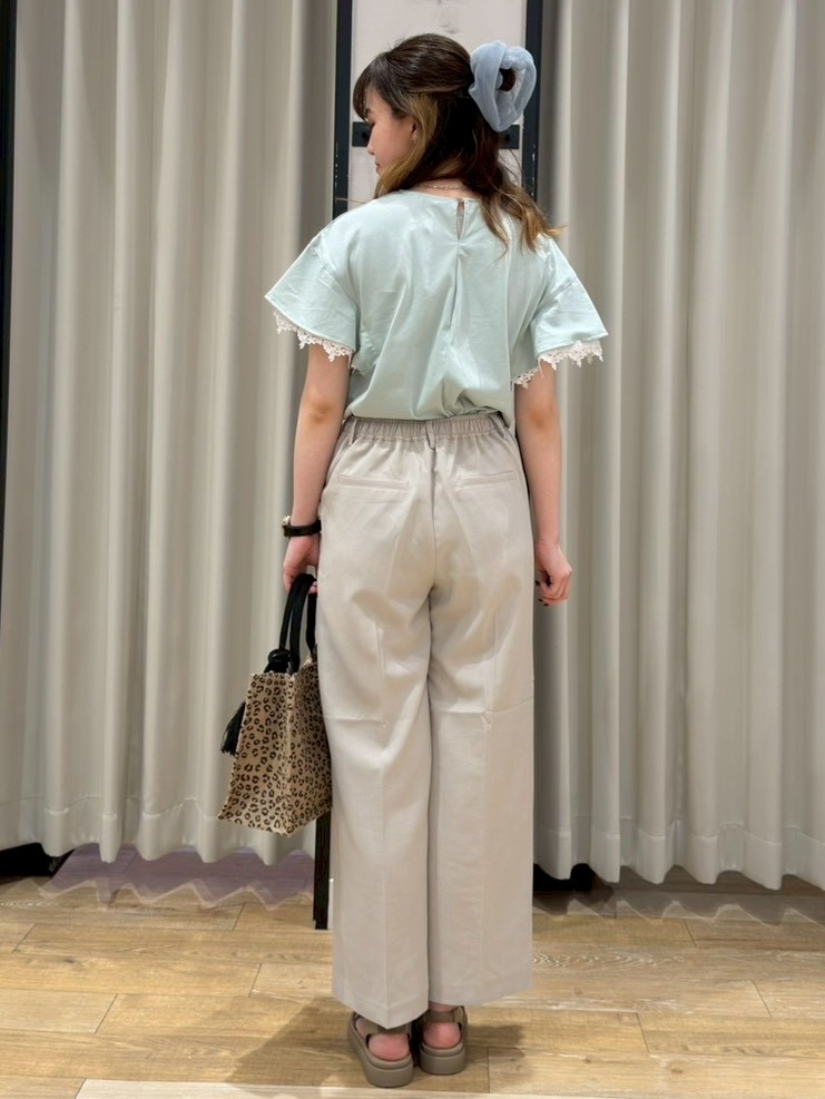 RUKAさんの「grove｜【二の腕カバー、UV/ひんやり】涼しく華やかに、レースレイヤードスリーブTシャツ」を使ったコーディネート
