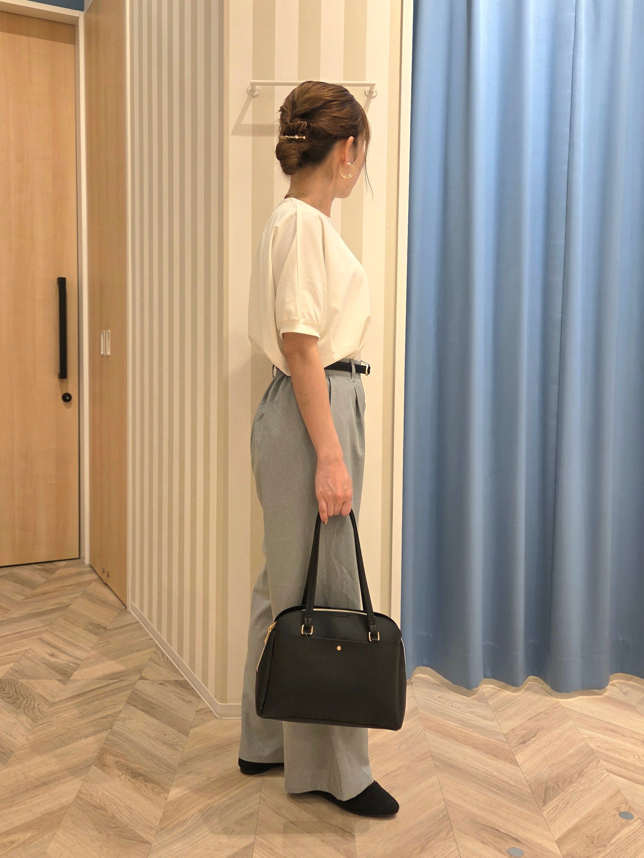 Ikumiさんの「SHOO･LA･RUE｜【ひんやり/洗濯後しわになりにくい】インせず着られる さらっとタッチのドルマンブラウス」を使ったコーディネート