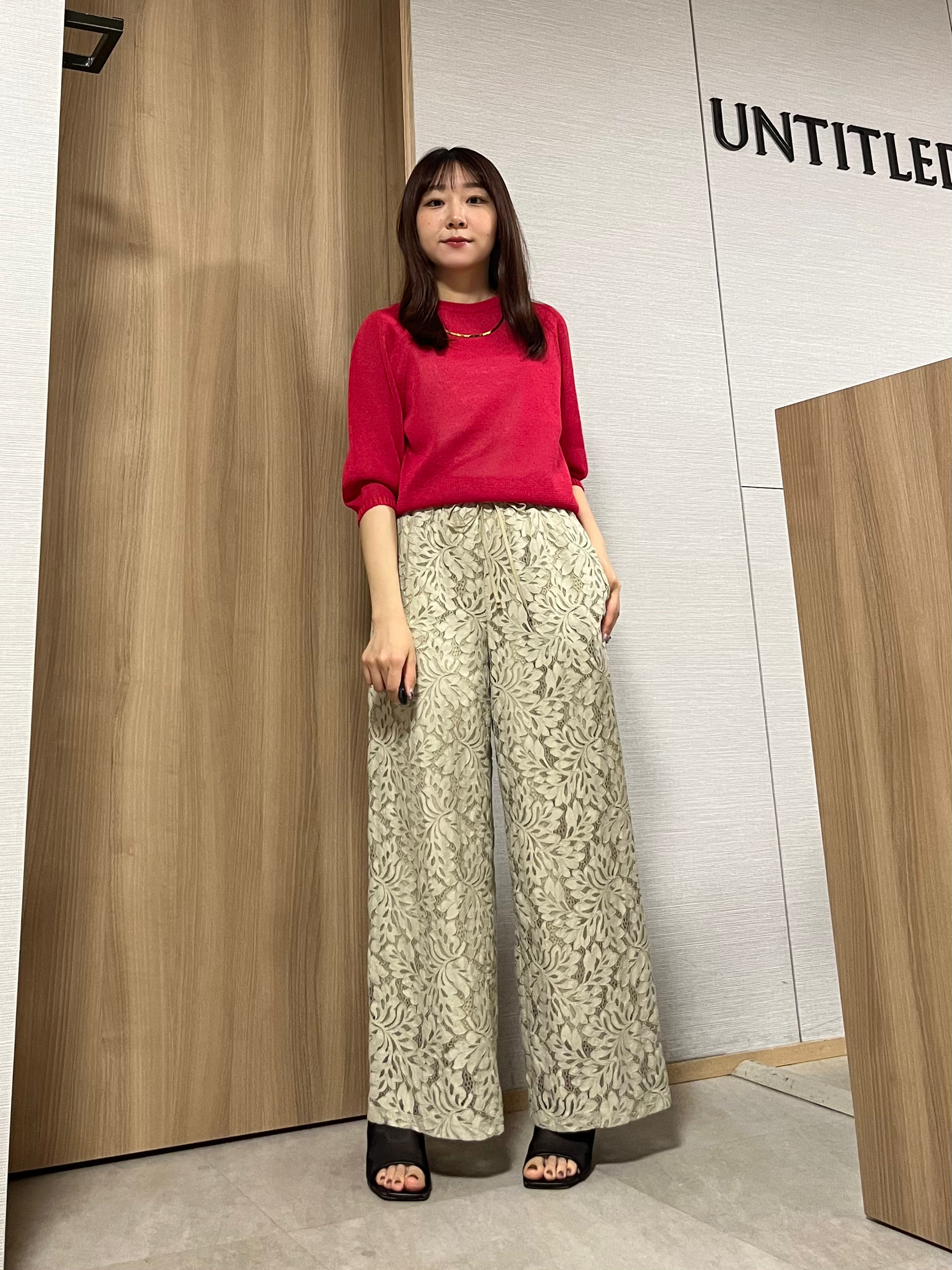 KAHOさんの「UNTITLED｜【洗える/ゆったり】クルーネックドライニット」を使ったコーディネート
