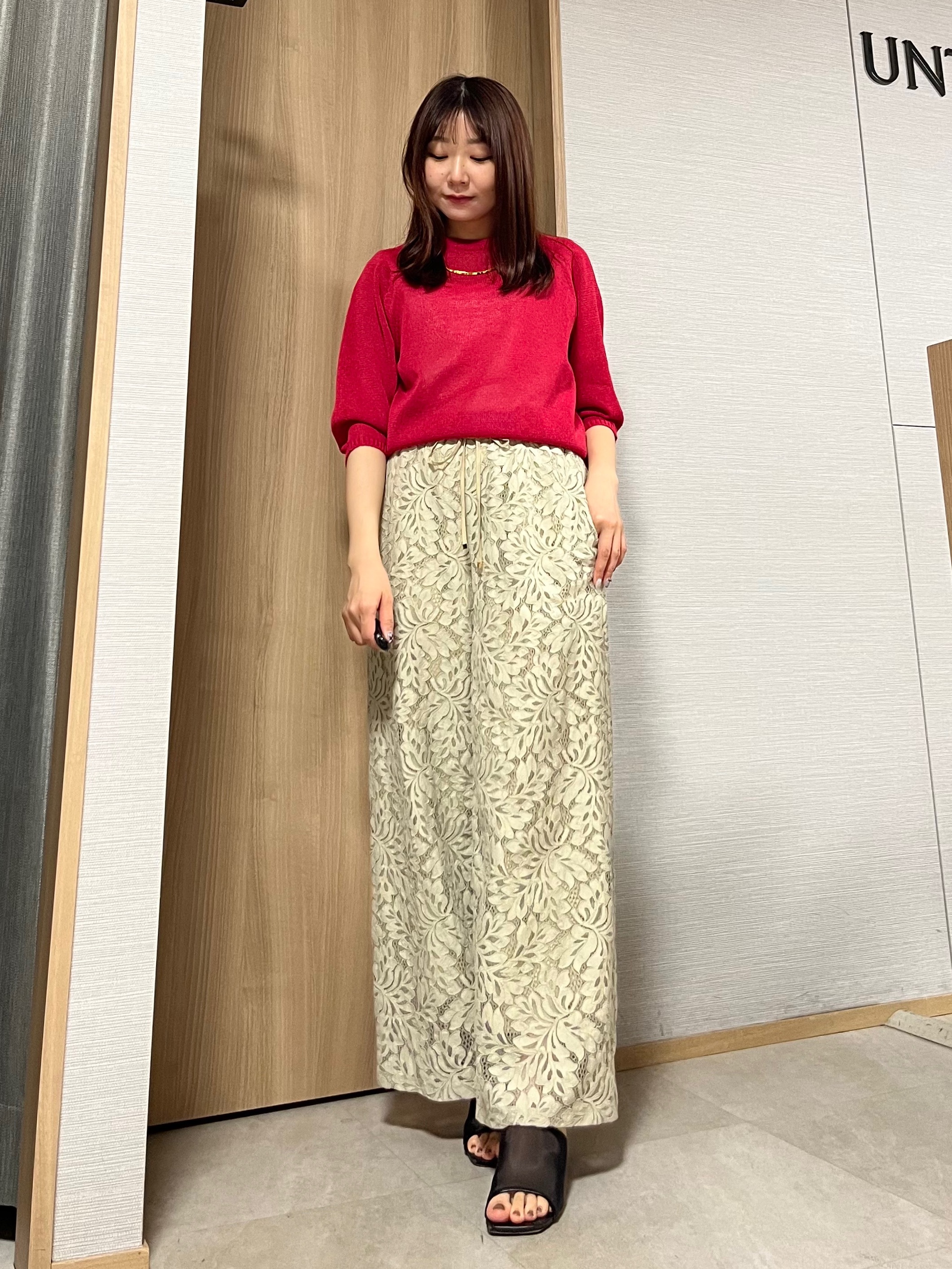 KAHOさんの「UNTITLED｜【洗える/ゆったり】クルーネックドライニット」を使ったコーディネート