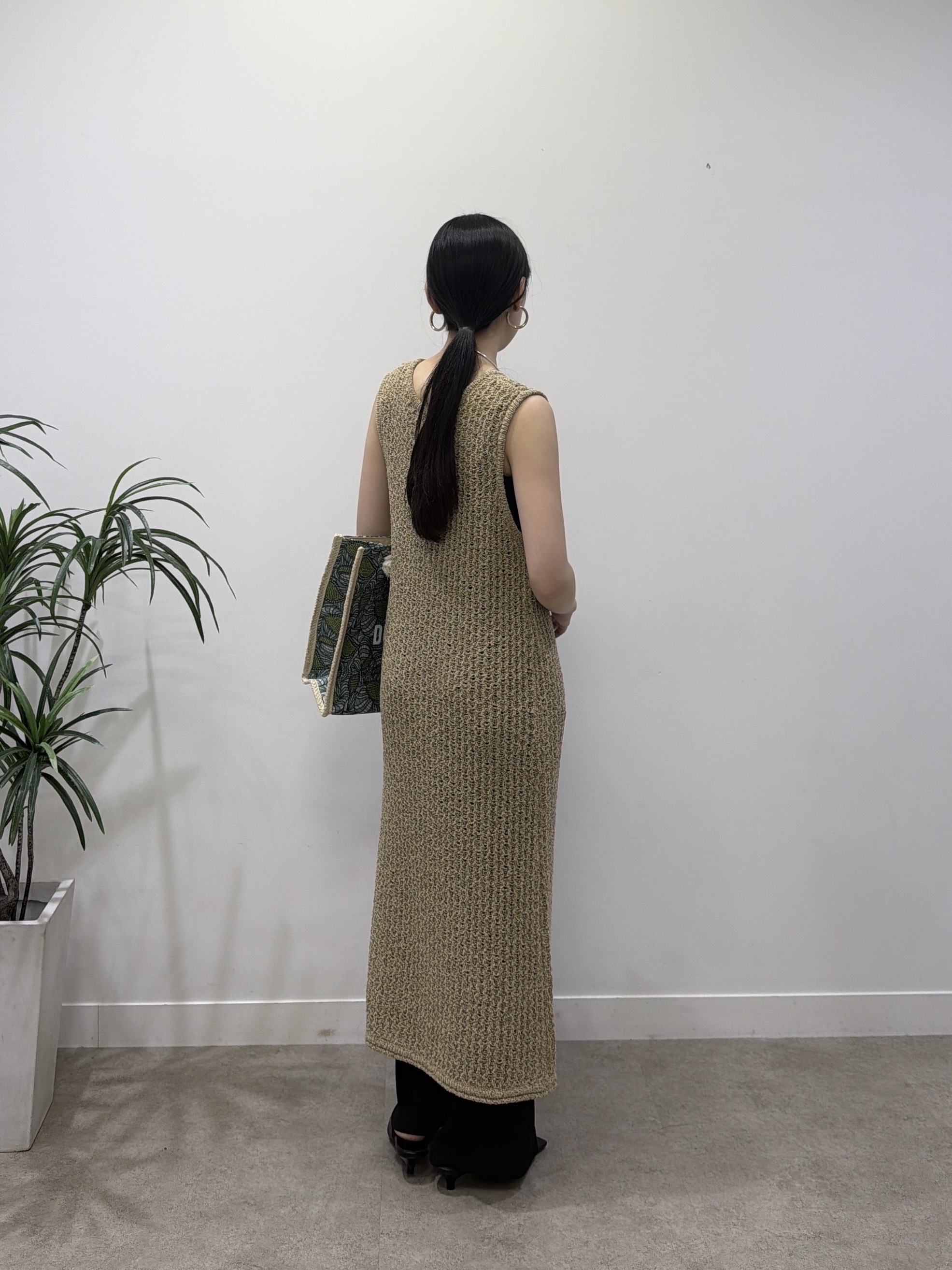 rinaさんの「INDIVI｜メランジニットワンピース」を使ったコーディネート