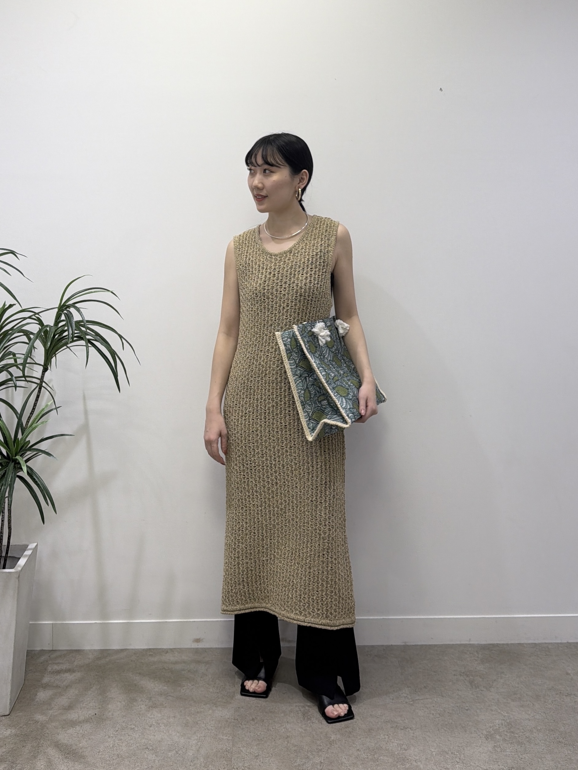 rinaさんの「INDIVI｜メランジニットワンピース」を使ったコーディネート