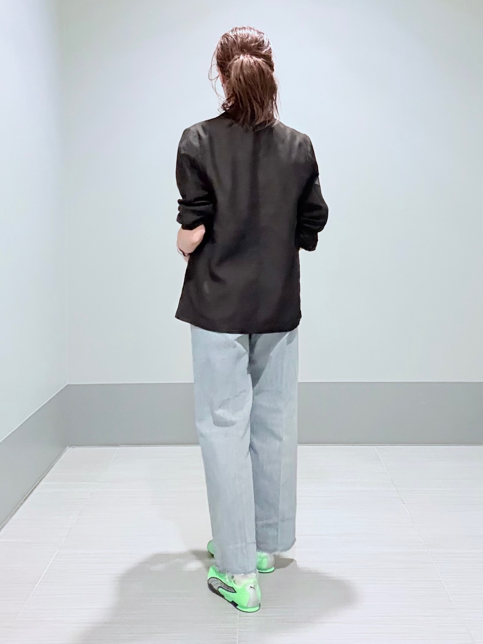 Yamaさんの「DRESSTERIOR｜コットンシルク ラッフルスリーブ ブラウス」を使ったコーディネート