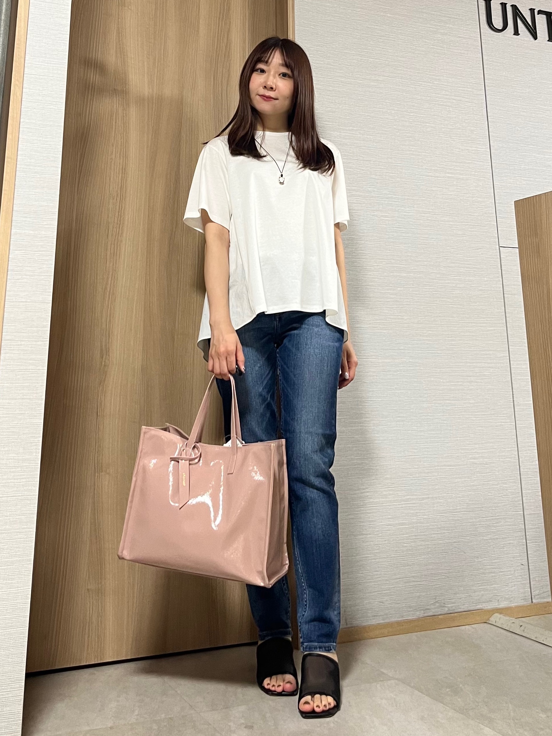 KAHOさんの「UNTITLED｜【洗える/Tシャツ】異素材ドッキングプルオーバー」を使ったコーディネート