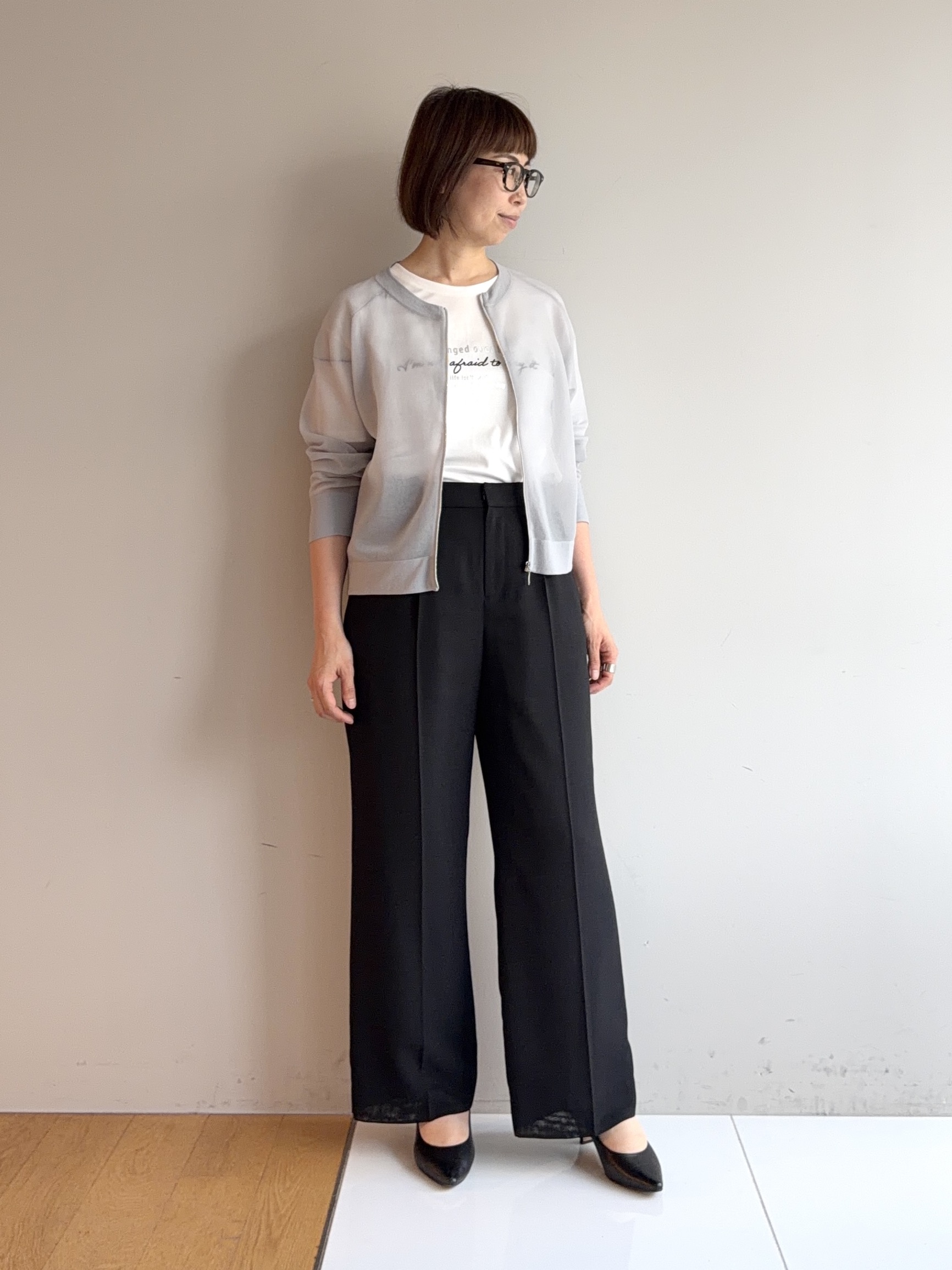 murayamaさんの「INDIVI｜【UVケア／選べるグラフィック】スムースジャージTシャツ」を使ったコーディネート