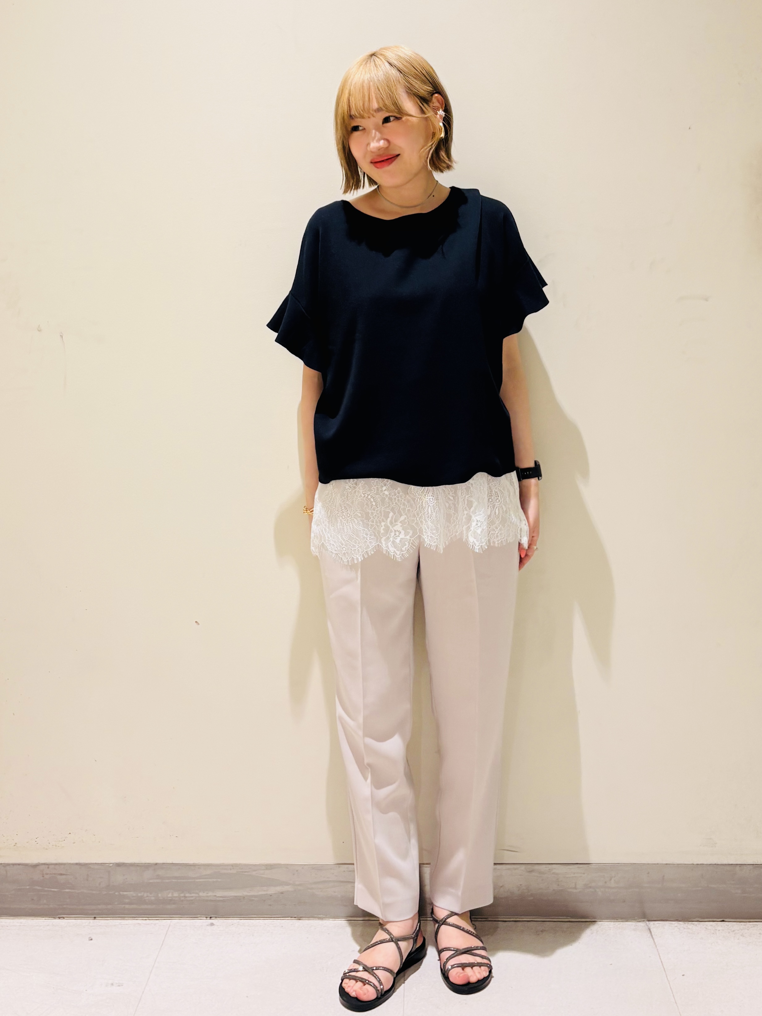みきちぃさんの「OPAQUE.CLIP｜【UV／遮熱性】フリルスリーブニット《7col／洗濯機OK》」を使ったコーディネート