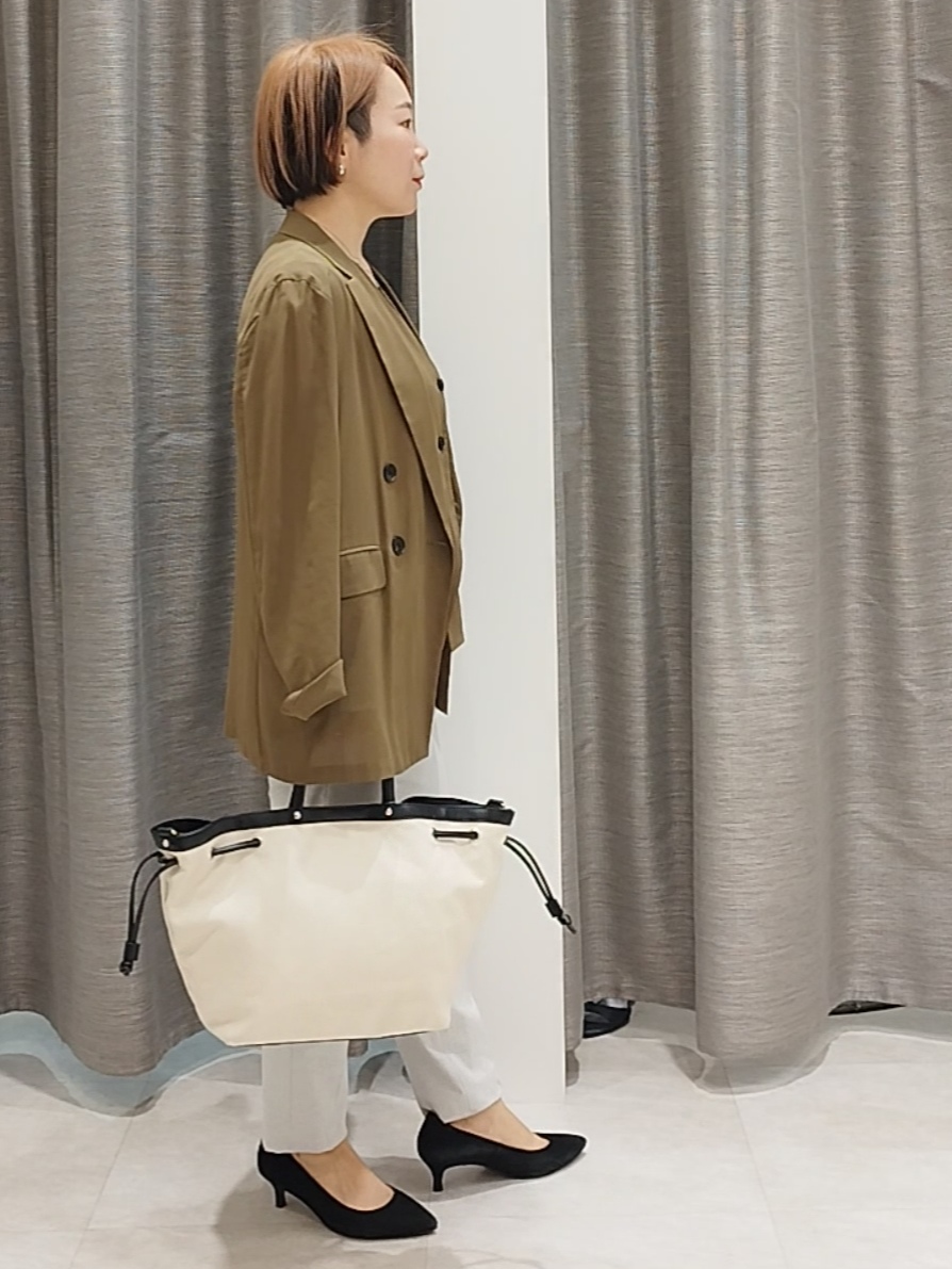 s u g iさんの「UNTITLED｜【セットアップ可/接触冷感/通気性】ドライシアーダブルジャケット」を使ったコーディネート