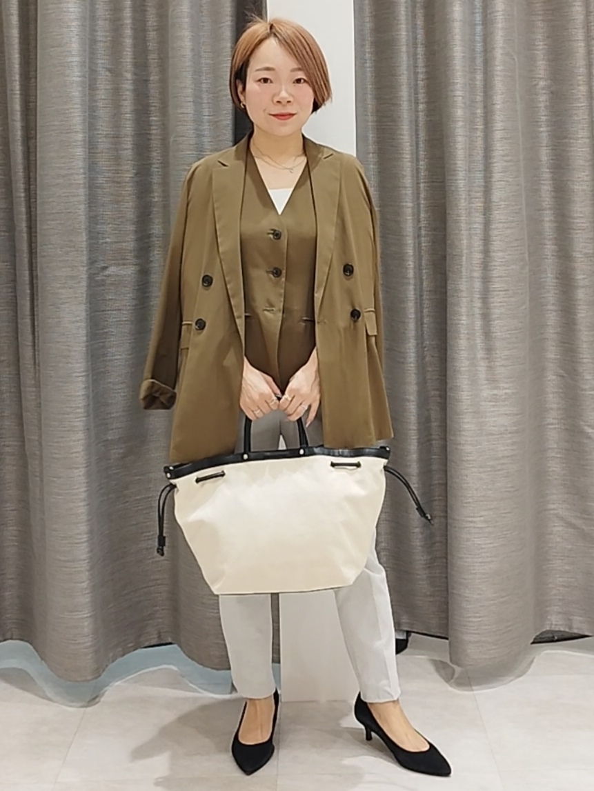s u g iさんの「UNTITLED｜【セットアップ可/接触冷感/通気性】ドライシアーダブルジャケット」を使ったコーディネート