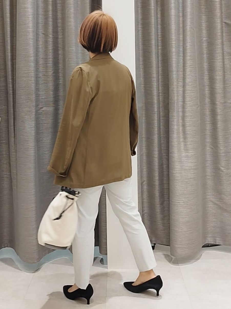 s u g iさんの「UNTITLED｜【セットアップ可/接触冷感/通気性】ドライシアーダブルジャケット」を使ったコーディネート
