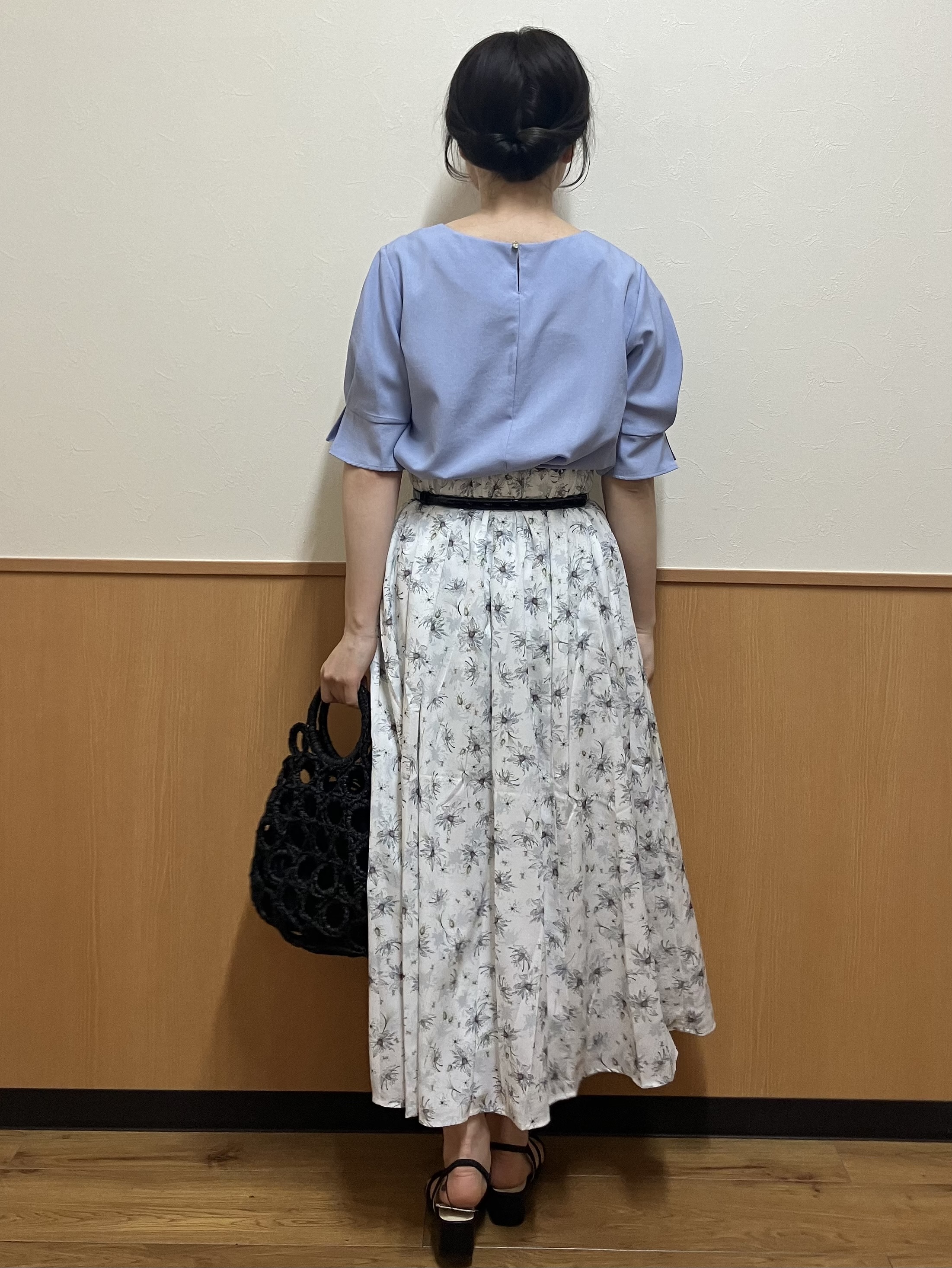 MAYUKIさんの「index｜【接触冷感】タックパフスリーブブラウス《吸水速乾／防シワ／洗濯機OK／XS～3L／6col》」を使ったコーディネート