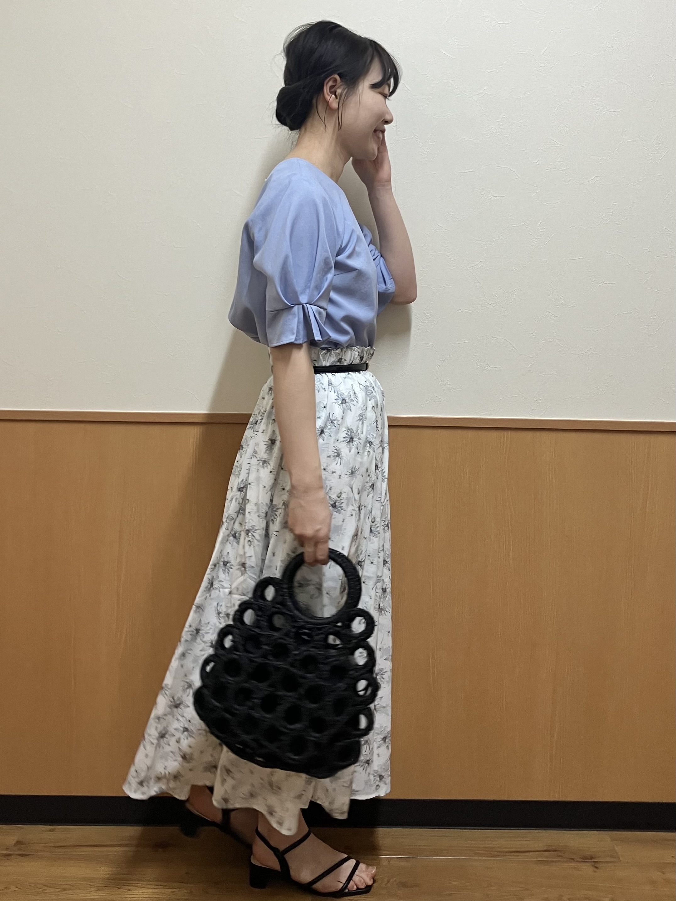 MAYUKIさんの「index｜【接触冷感】タックパフスリーブブラウス《吸水速乾／防シワ／洗濯機OK／XS～3L／6col》」を使ったコーディネート