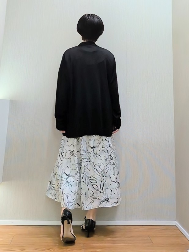 ミズタさんの「UNTITLED｜【接触冷感/UVカット/遮熱機能】フライスジャージカーディガン」を使ったコーディネート
