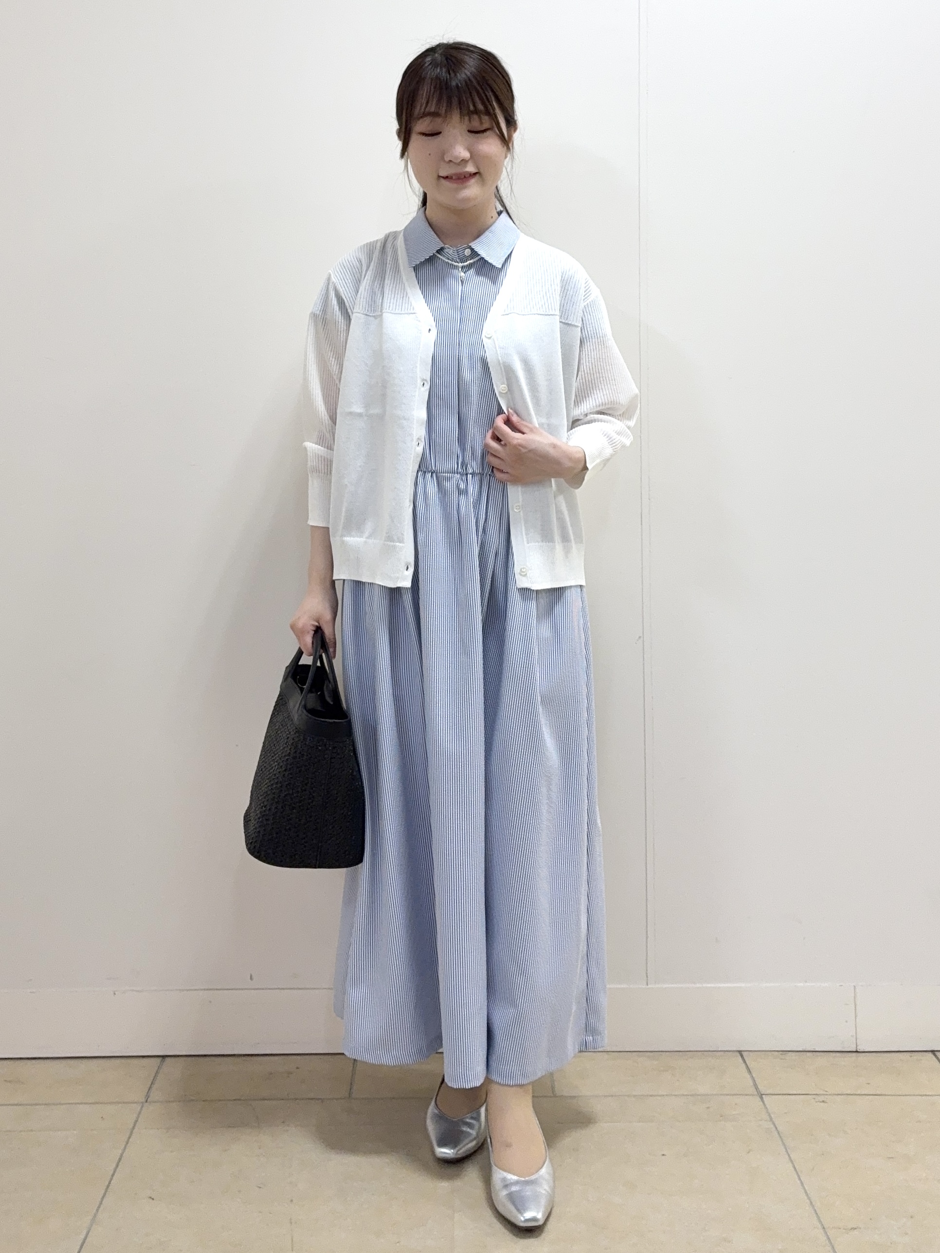 mikiさんの「Reflect｜Vネックニットカーディガン」を使ったコーディネート