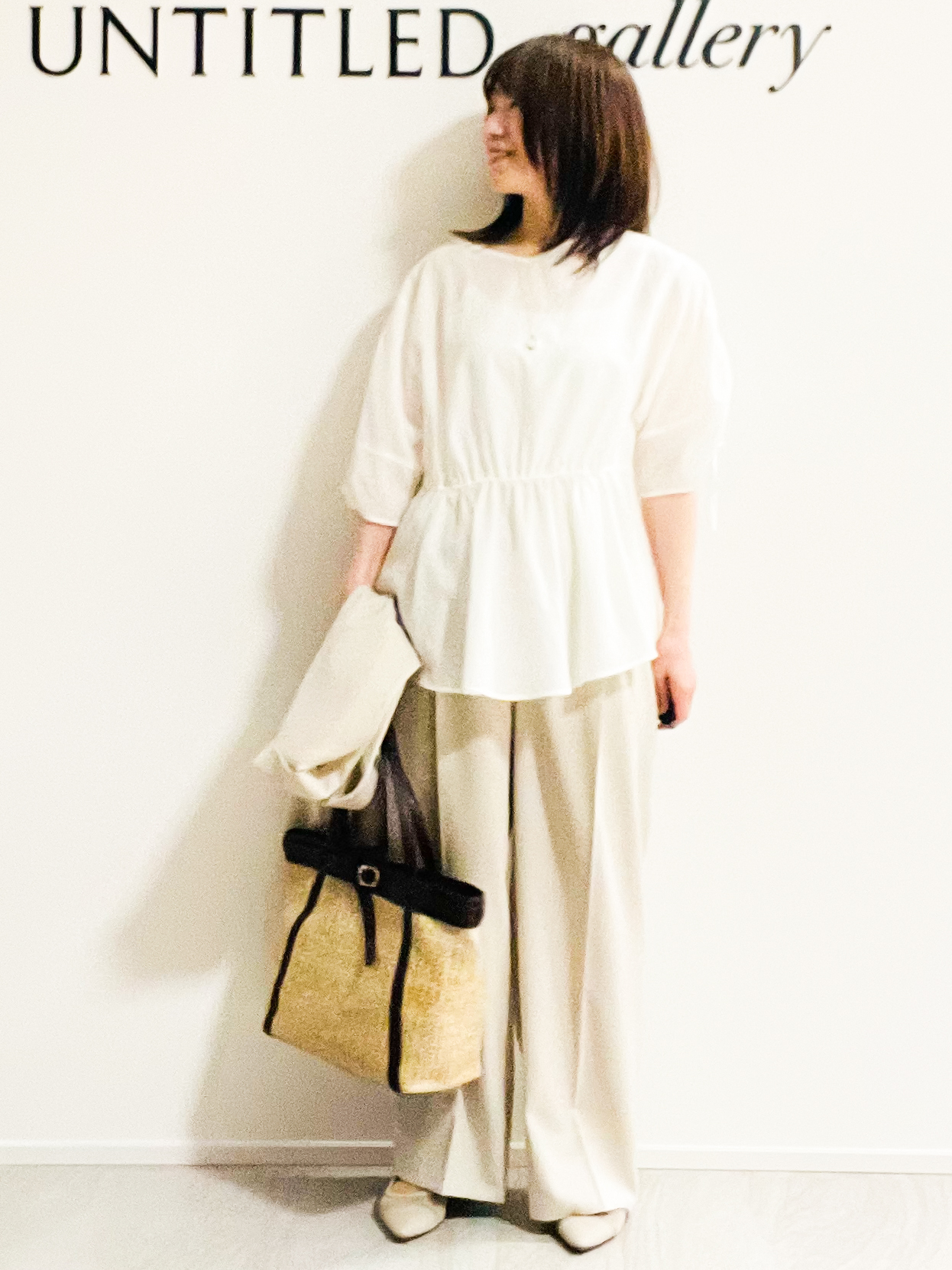 めいさんの「UNTITLED｜【通気性あり／涼しい／マシンウォッシャブル】ウエストギャザーブラウス」を使ったコーディネート