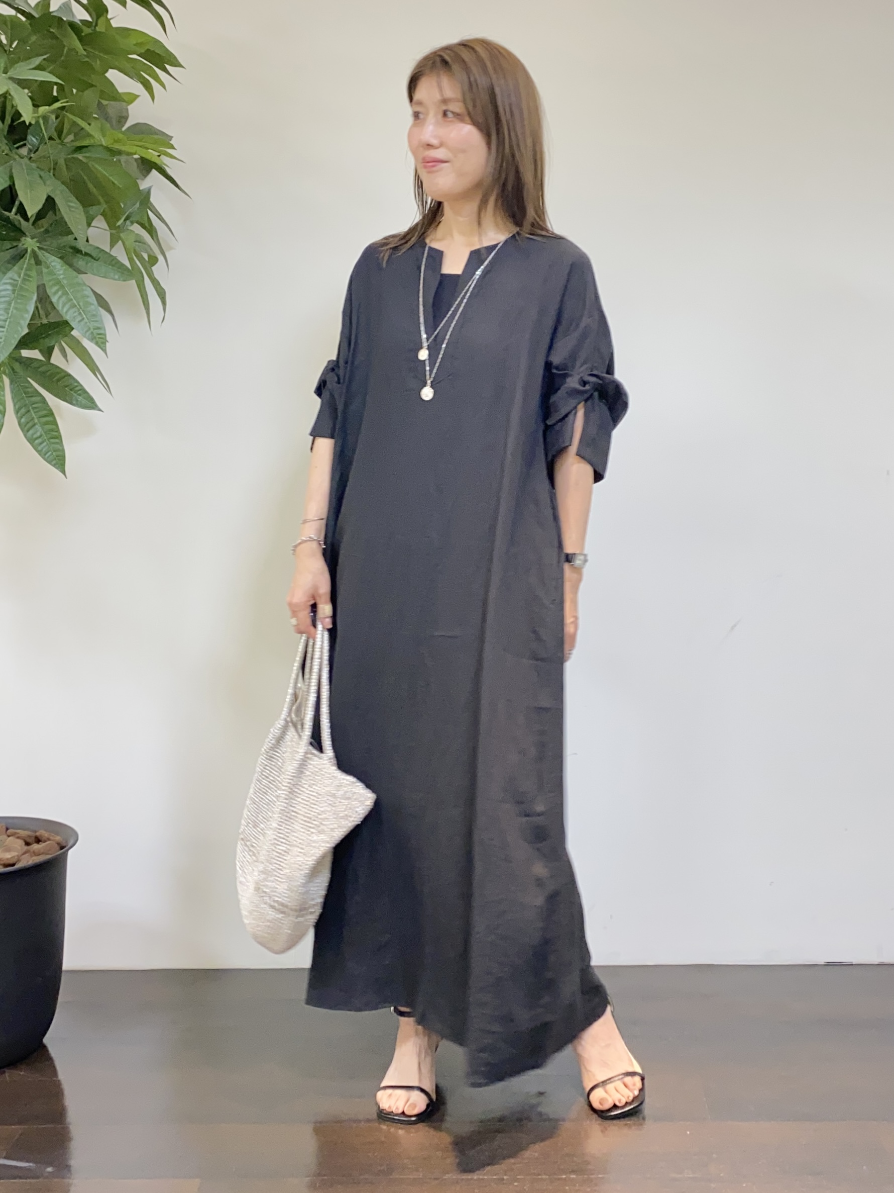 tomoさんの「UNTITLED｜【接触冷感/UVカット/遮熱機能】フライスジャージカーディガン」を使ったコーディネート