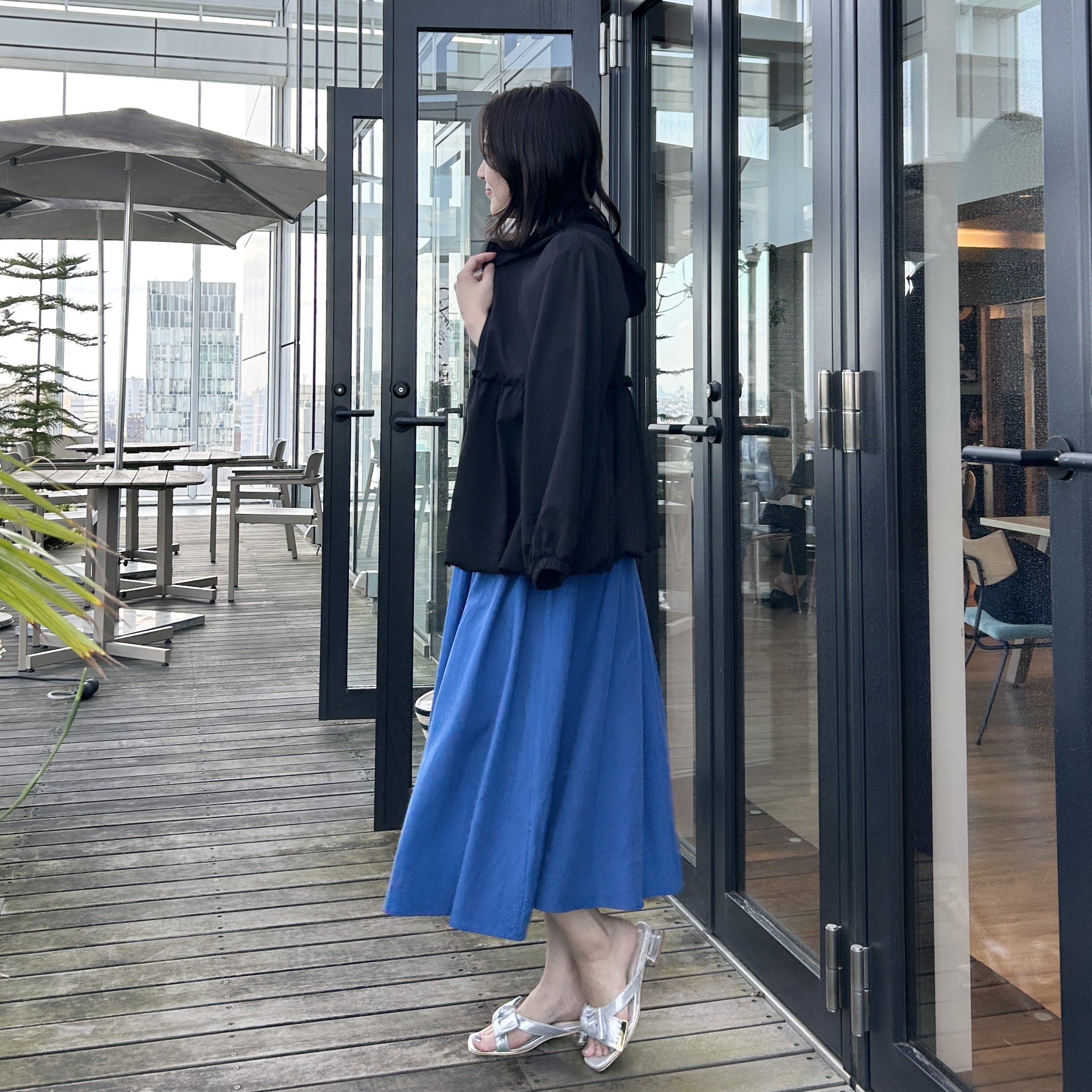 shinoさんの「Couture brooch｜【UVカット・吸水速乾・撥水加工】フリル ラッシュガード」を使ったコーディネート