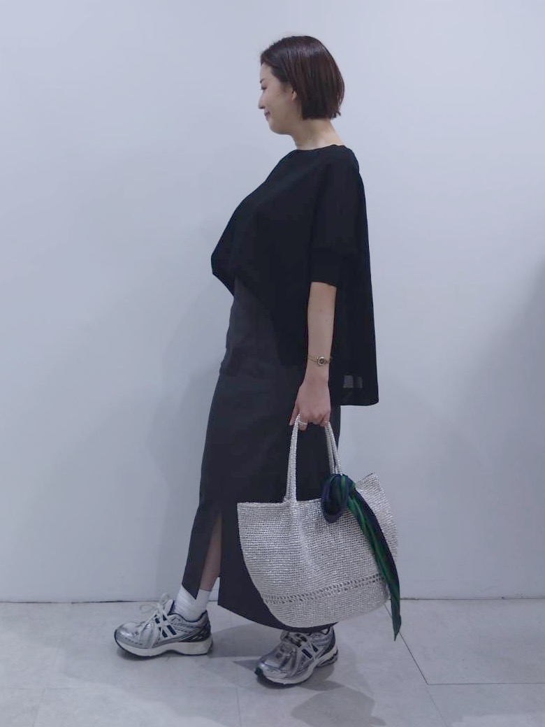 まどかさんの「UNTITLED｜【アンサンブル可/洗える】シアーレーヨンニット」を使ったコーディネート