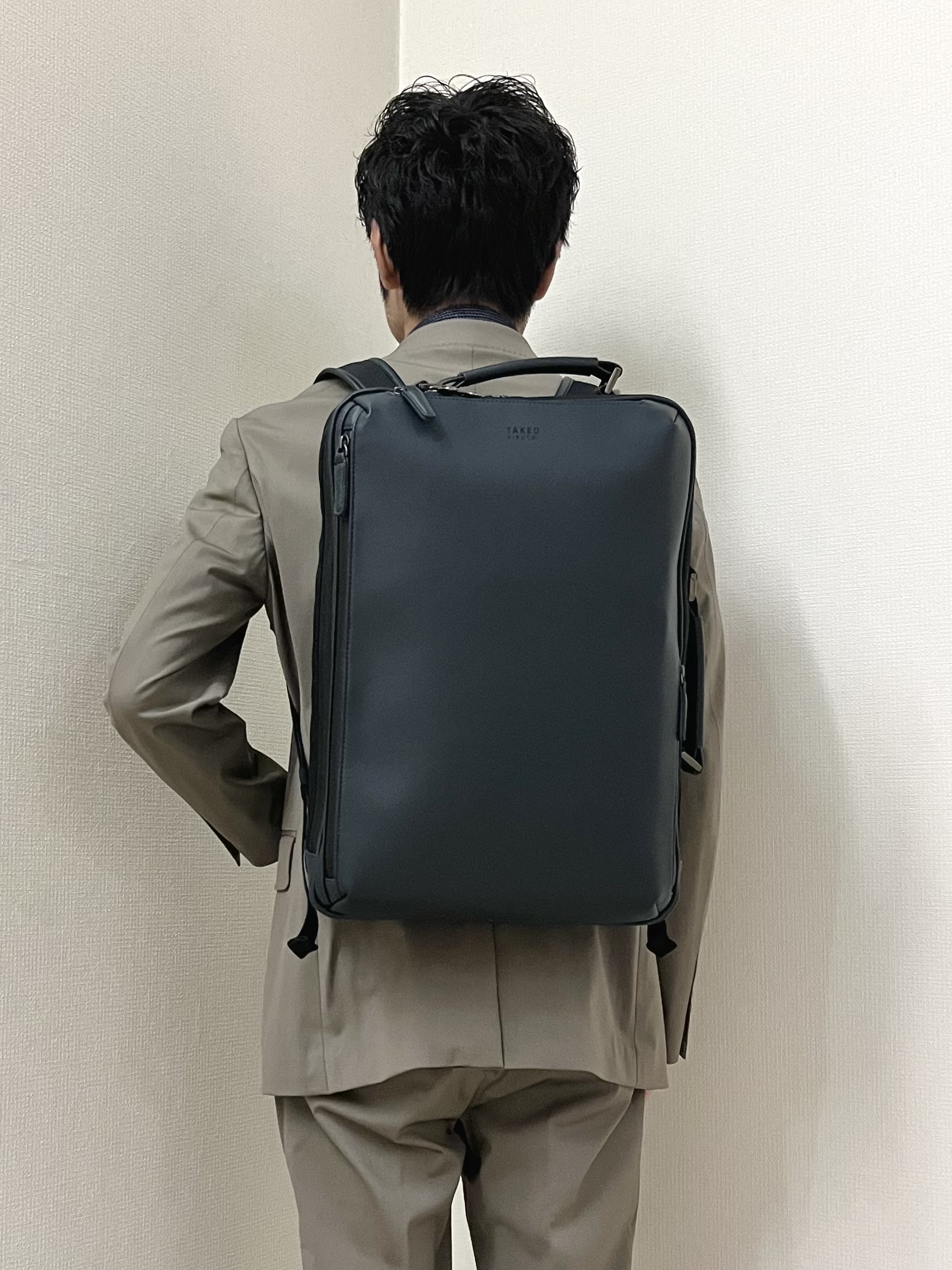 URAさんの「TAKEO KIKUCHI｜【360&deg;ストレッチ/軽量】None Of Stress ライト ジャケット（セットアップ対応）」を使ったコーディネート