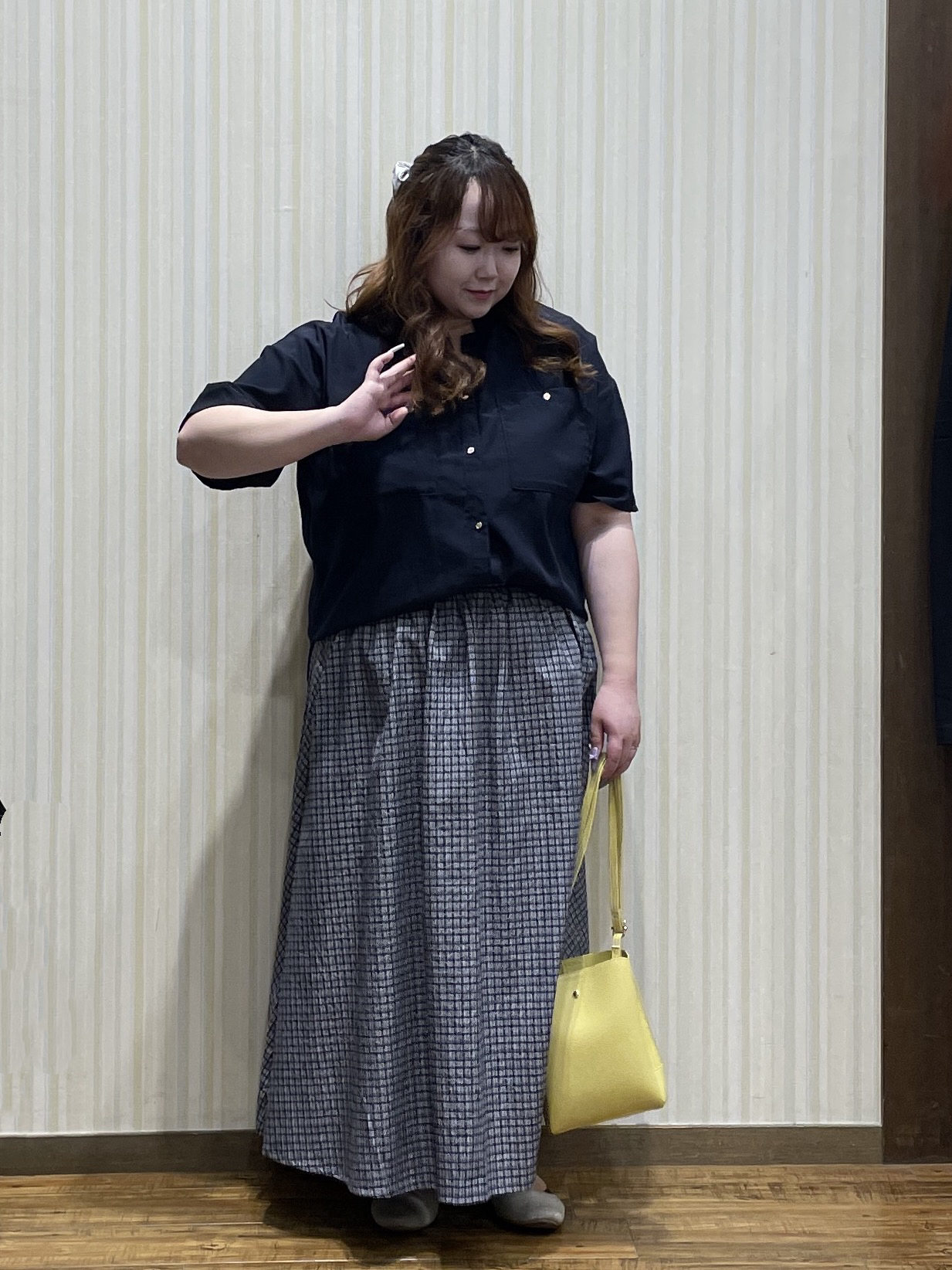 Risaさんの「SHOO･LA･RUE｜【洗濯機可/S-LL】大人の抜け感 ゆるっと5分袖シャツ」を使ったコーディネート