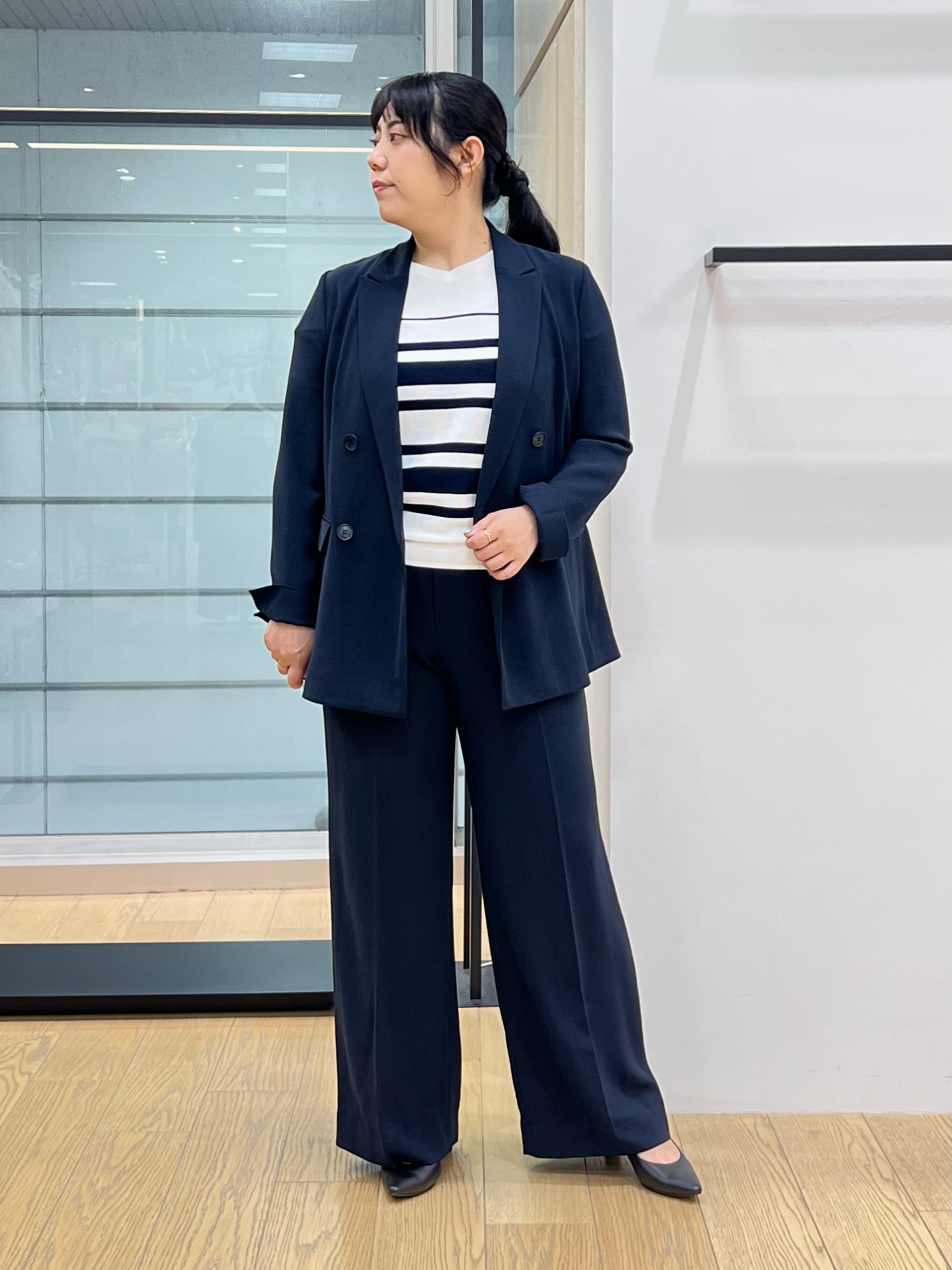 shimaさんの「INDIVI｜【洗える／多機能／SETUP可】着る日傘ダブルジャケット」を使ったコーディネート