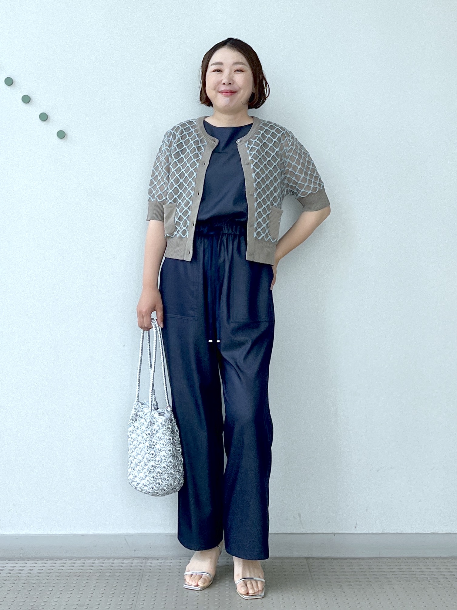 Soeさんの「DRESSTERIOR｜【ウォッシャブル】フィッシュネットニットシャツカーディガン」を使ったコーディネート