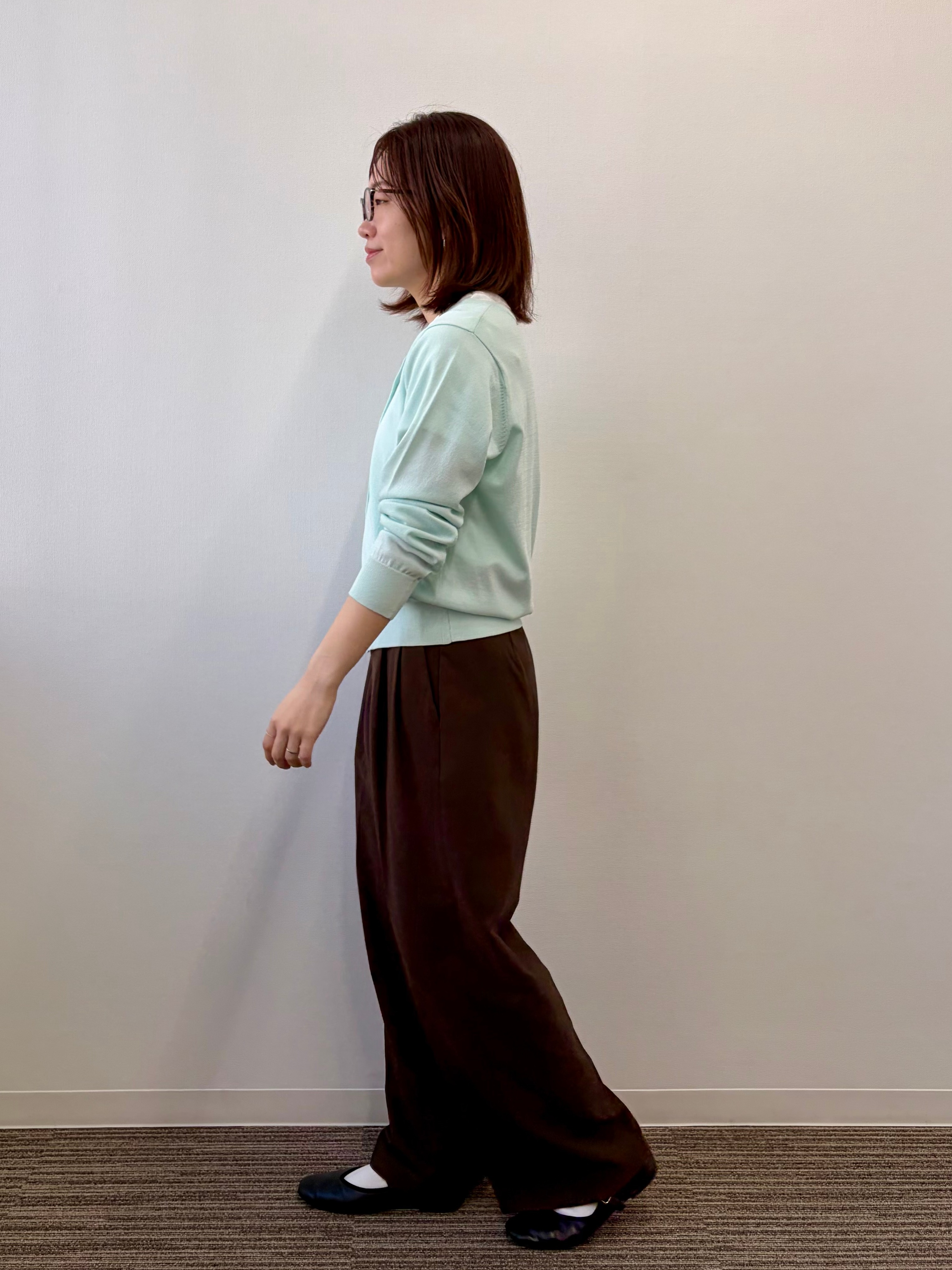 saoriさんの「【UV／冷感】クルーニットカーディガン」を使ったコーディネート