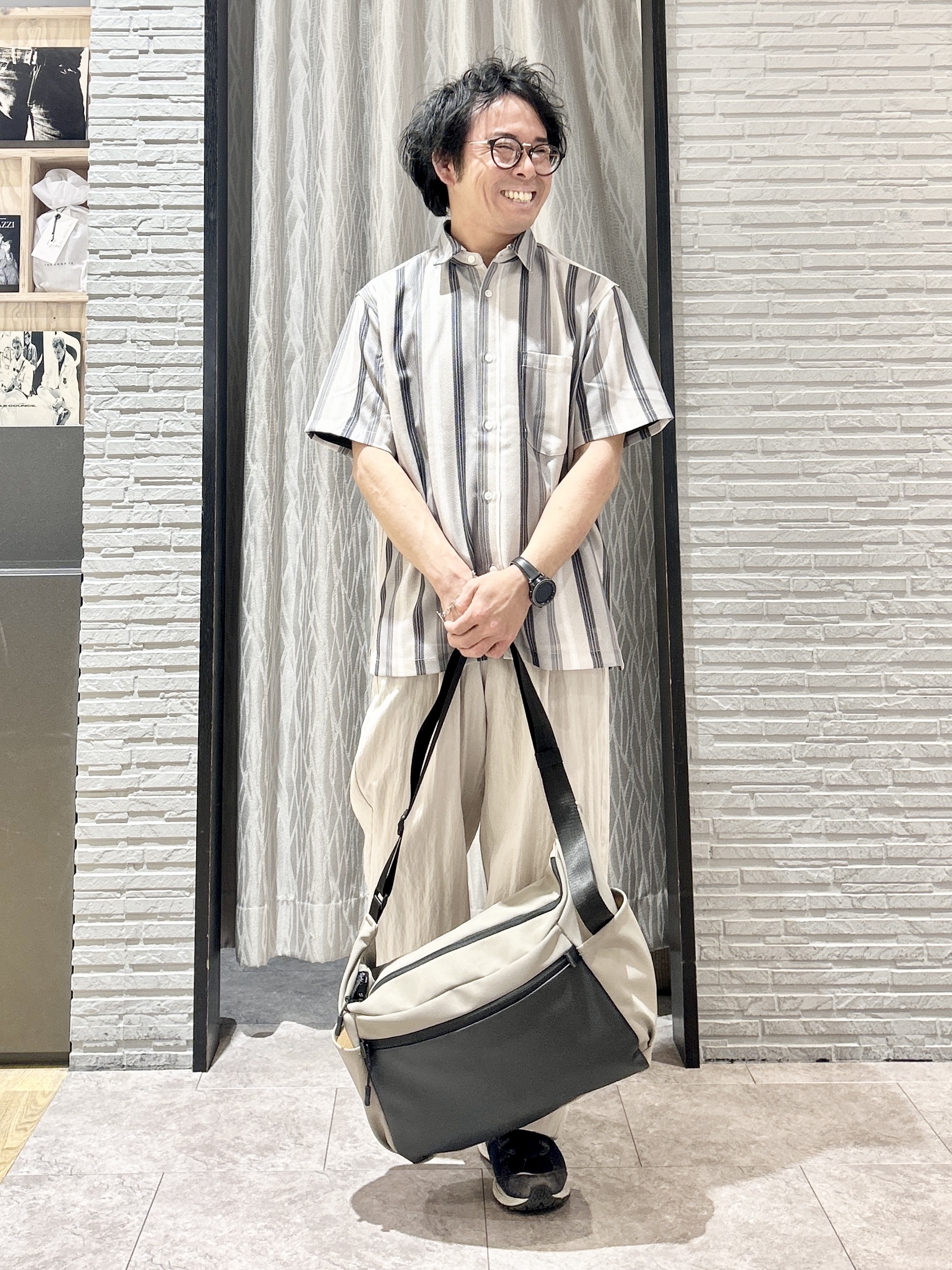 KENJI Iさんの「THE SHOP TK｜メッシュ ストライプ半袖シャツ 洗濯機OK／通気性◎」を使ったコーディネート
