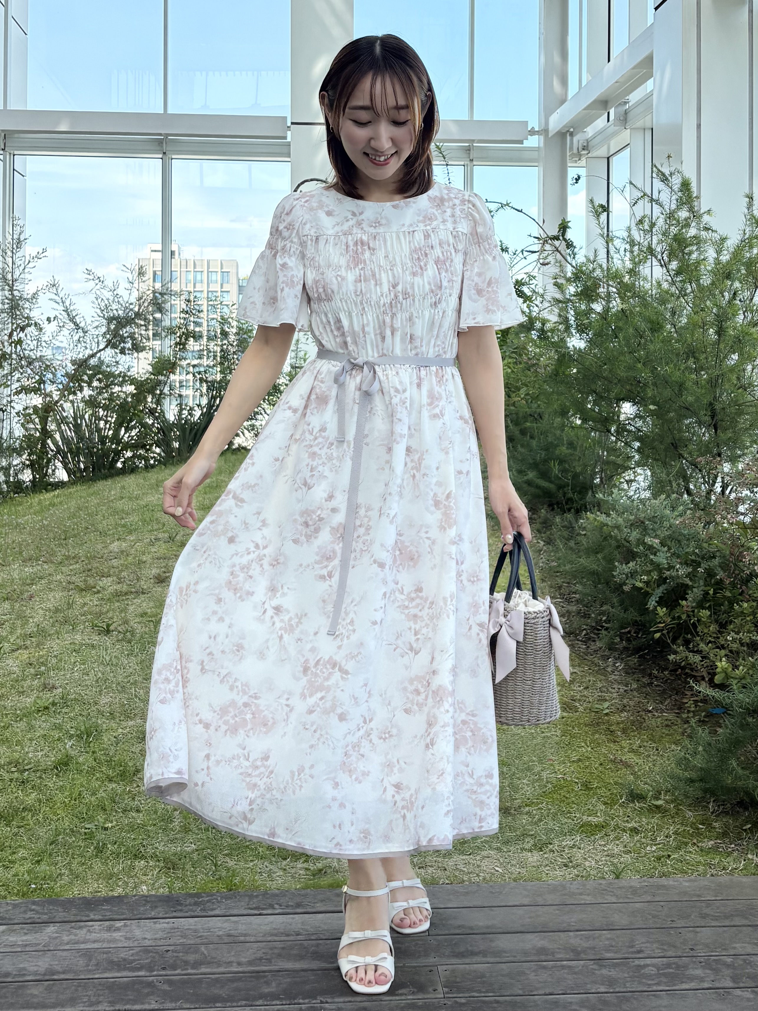 みぃさんの「Couture brooch｜【洗える】クラウディフラワー ワンピース」を使ったコーディネート