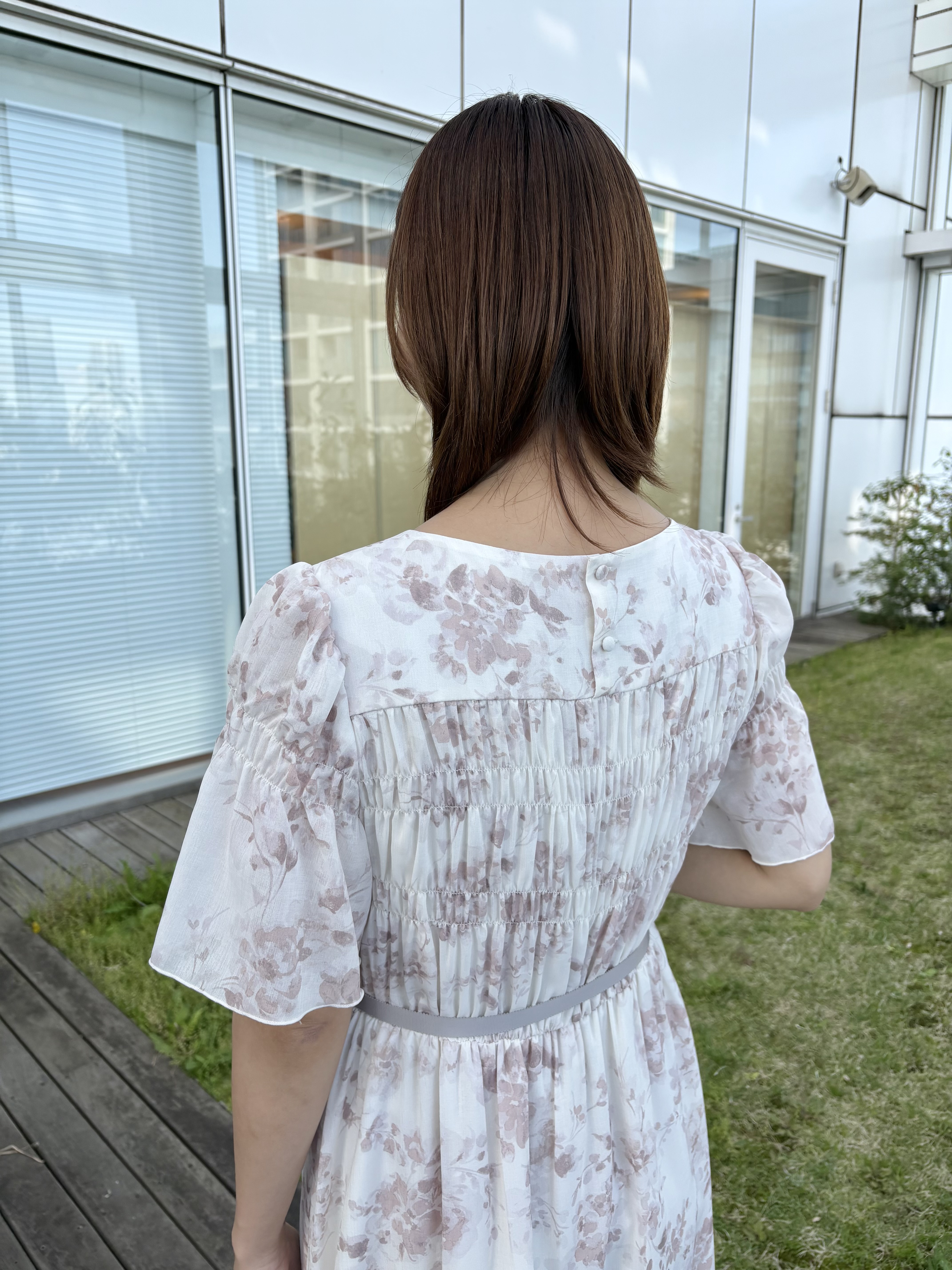 みぃさんの「Couture brooch｜【洗える】クラウディフラワー ワンピース」を使ったコーディネート