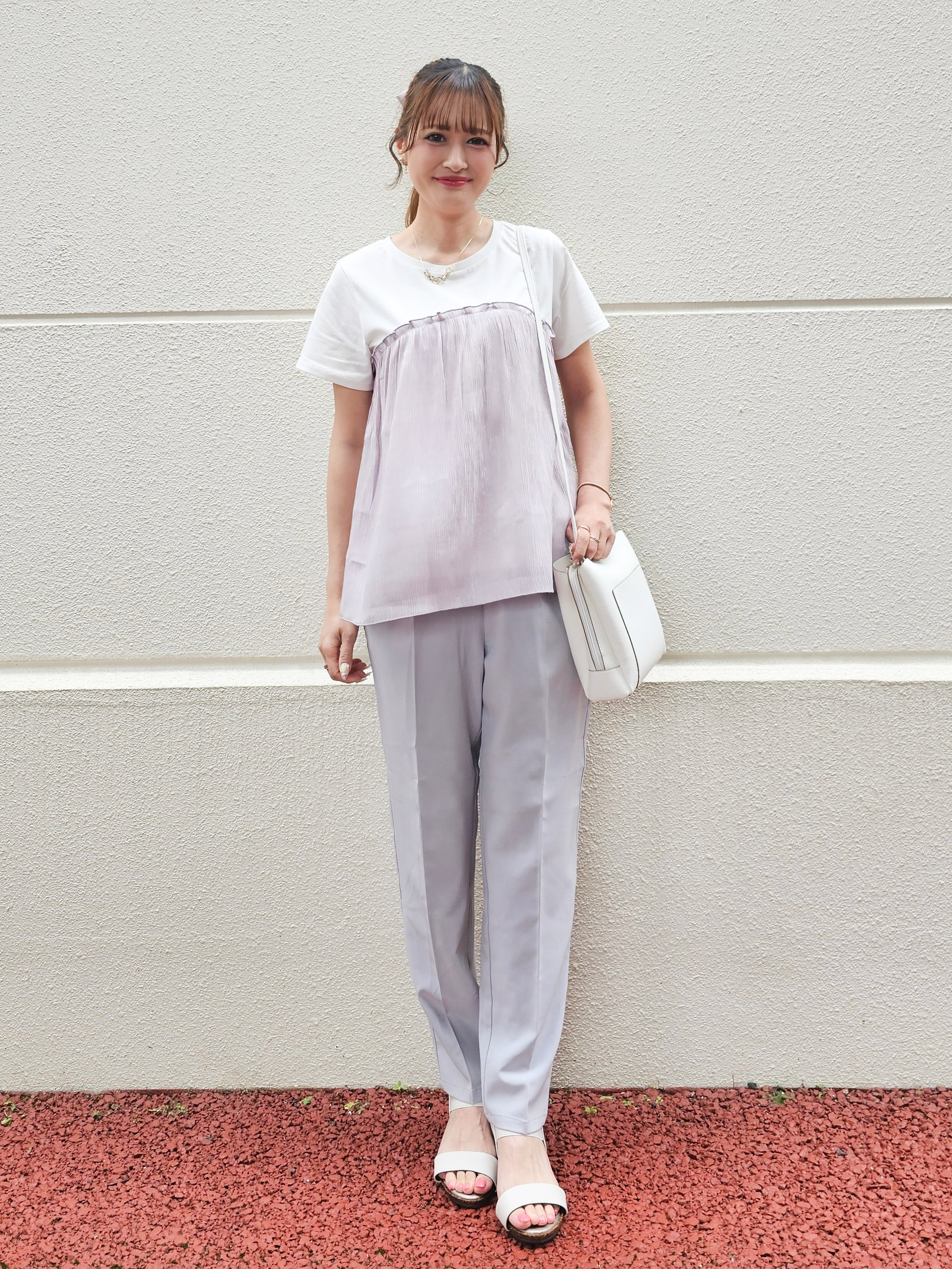 ゆゆさんの「SHOO･LA･RUE｜【ひんやり/S-LL】1枚でインせず決まる きらきらビスチェ風Tシャツ」を使ったコーディネート