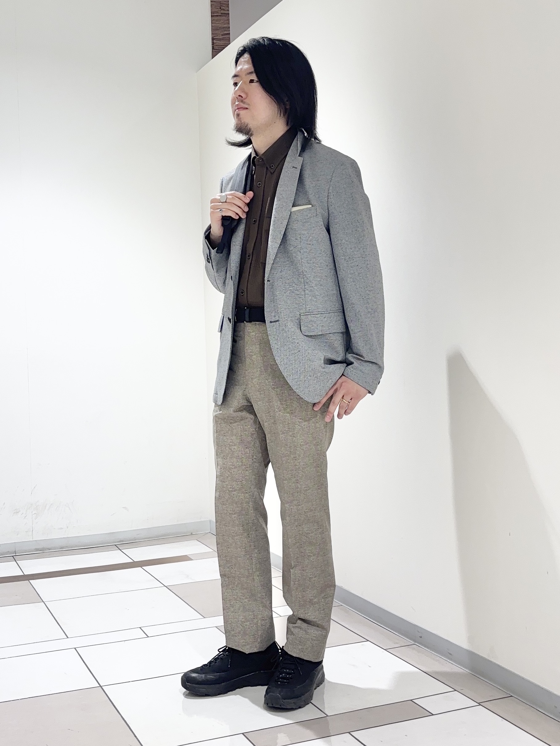 及川さんの「TAKEO KIKUCHI｜【抗菌防臭】CALCULO（R）ジャージ ジャケット」を使ったコーディネート