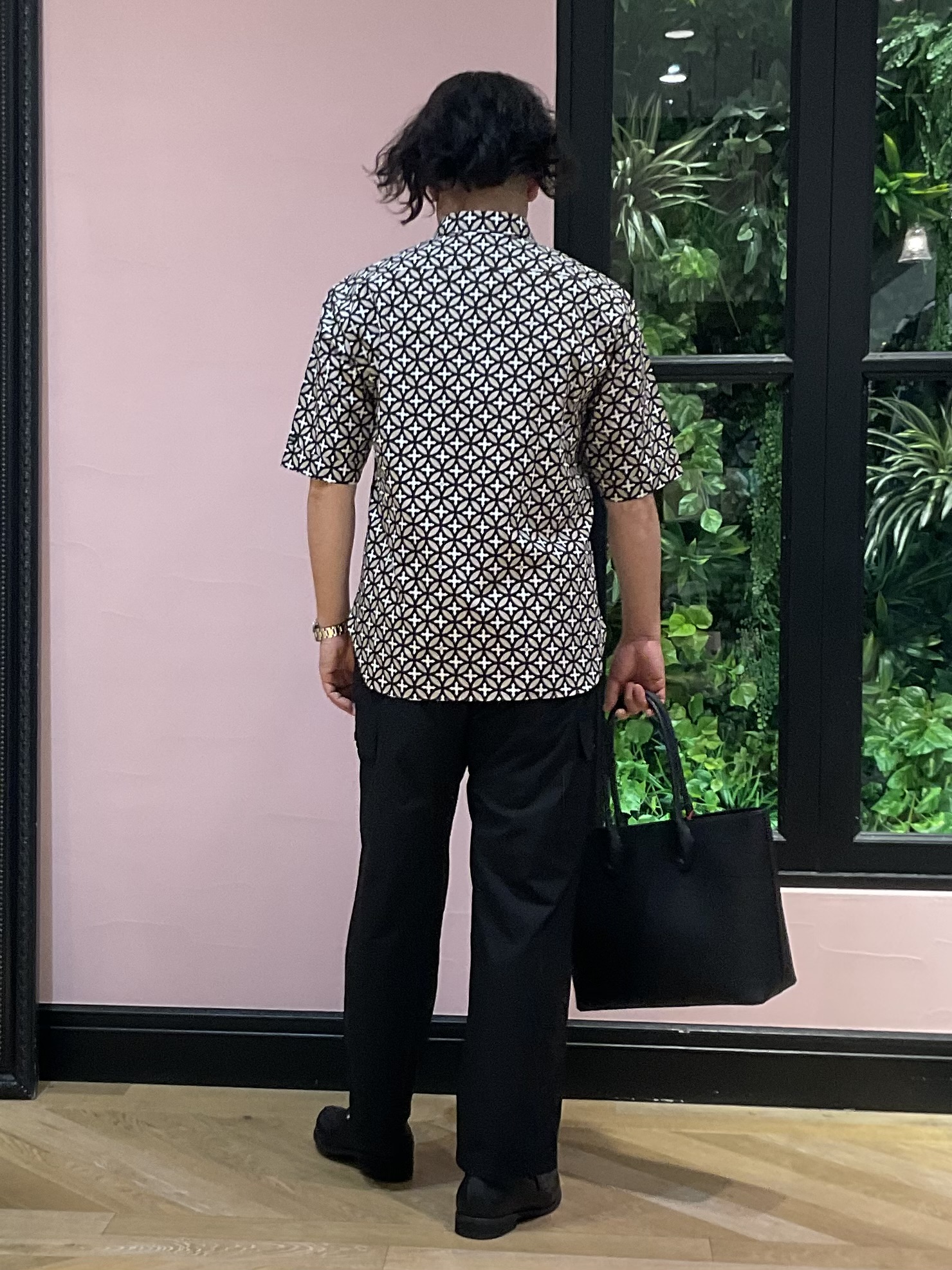 Nagaseさんの「DRESSTERIOR｜オーバーラップサークル シャツ」を使ったコーディネート
