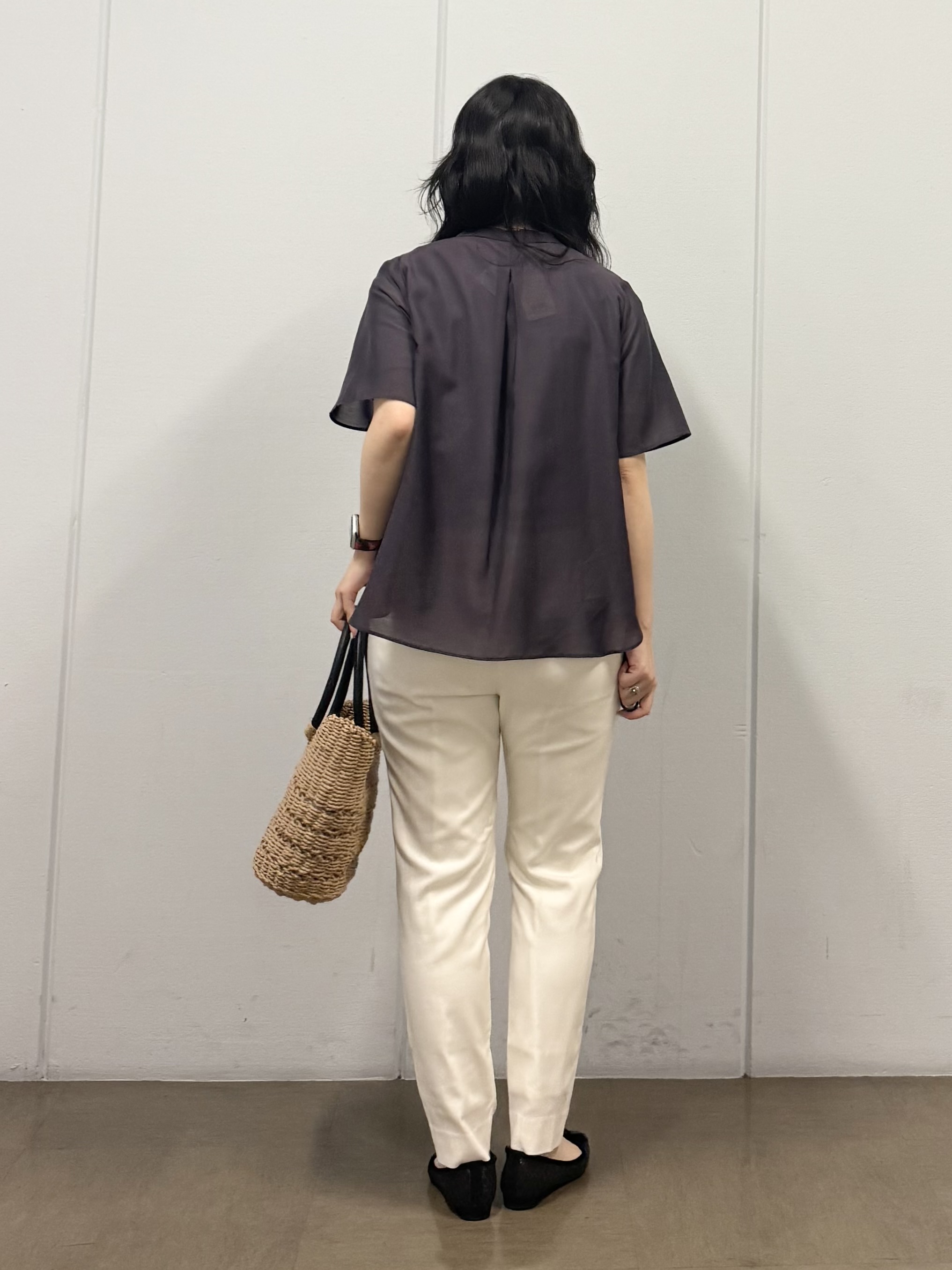 mizukiさんの「INDIVI｜【UVケア／選べるグラフィック】スムースジャージTシャツ」を使ったコーディネート