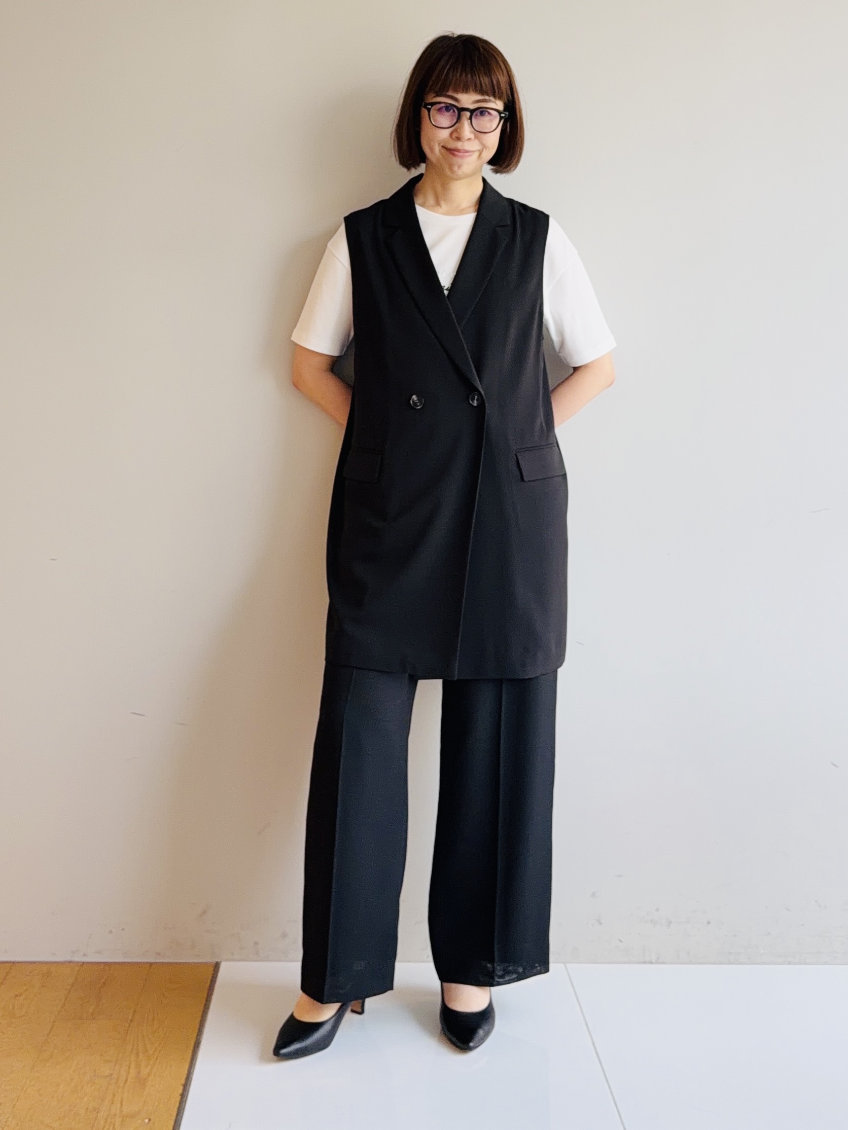 murayamaさんの「INDIVI｜【さらに軽く軽快！／着る日傘】颯爽ジレジャケット」を使ったコーディネート