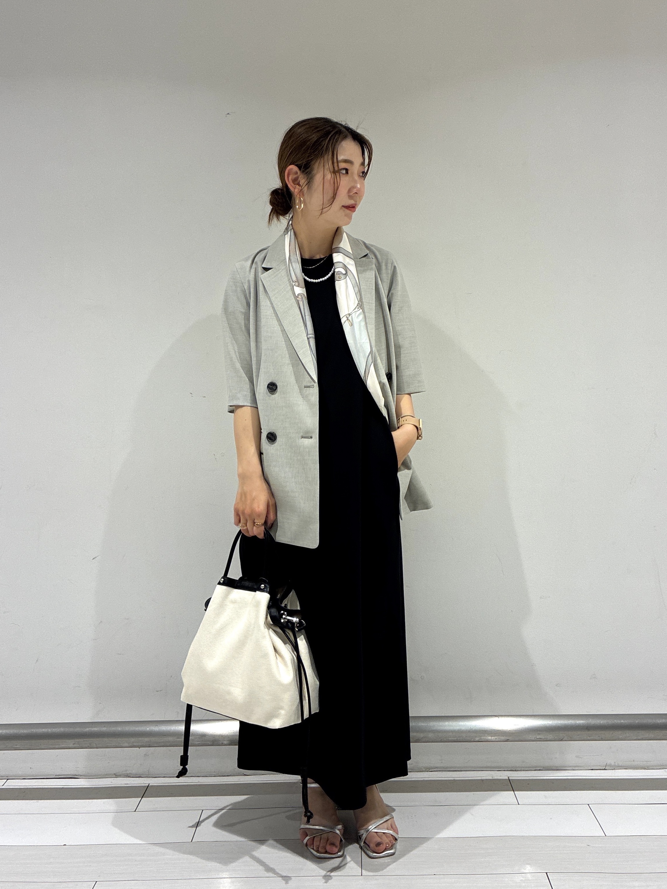 Rinさんの「UNTITLED｜【接触冷感/UVカット/遮熱/抗菌防臭】ライトプレーティングワンピース」を使ったコーディネート