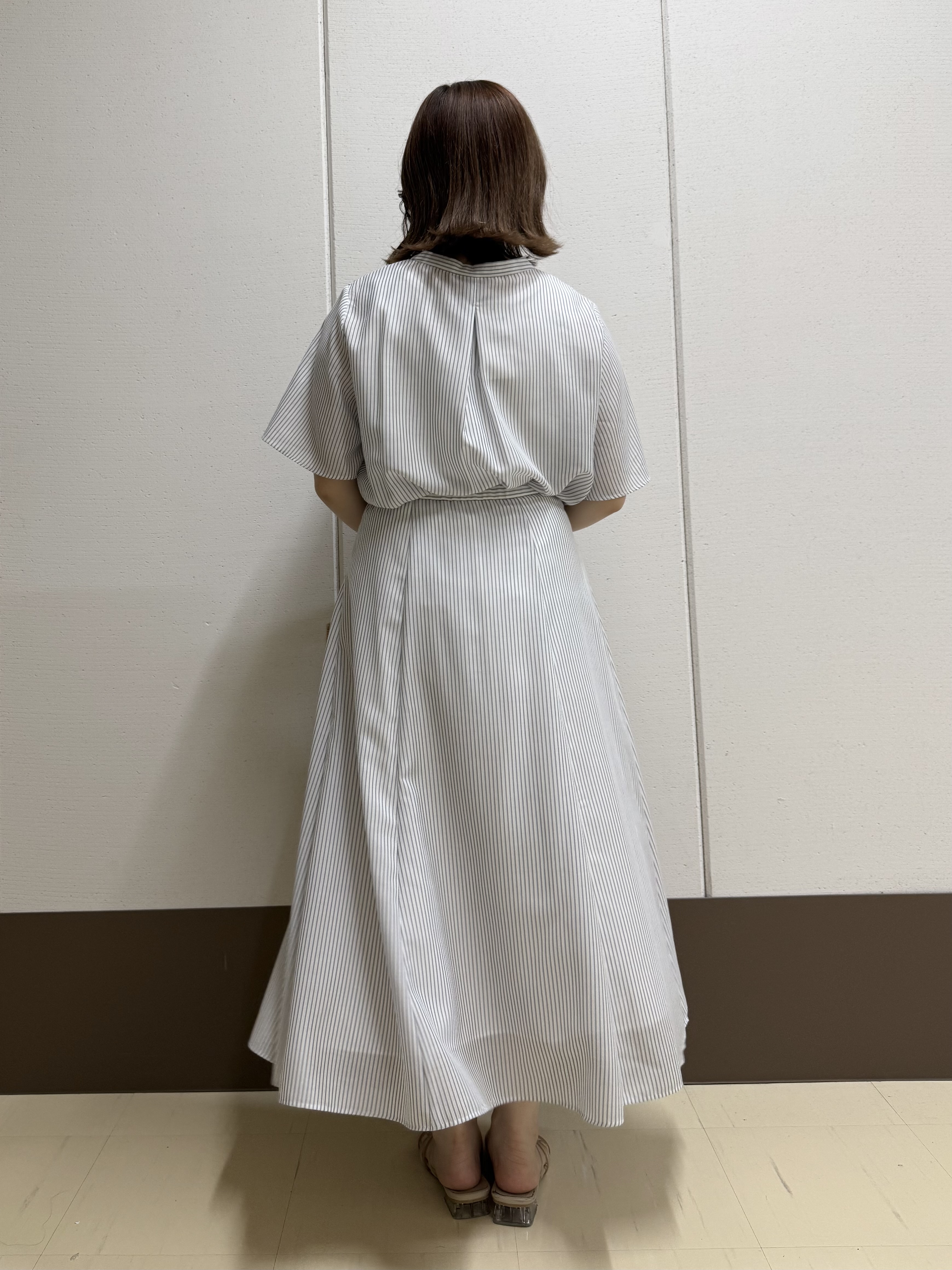 Rikoさんの「INDIVI｜【接触冷感/洗える】シアーシャンブレーピンタックブラウス」を使ったコーディネート