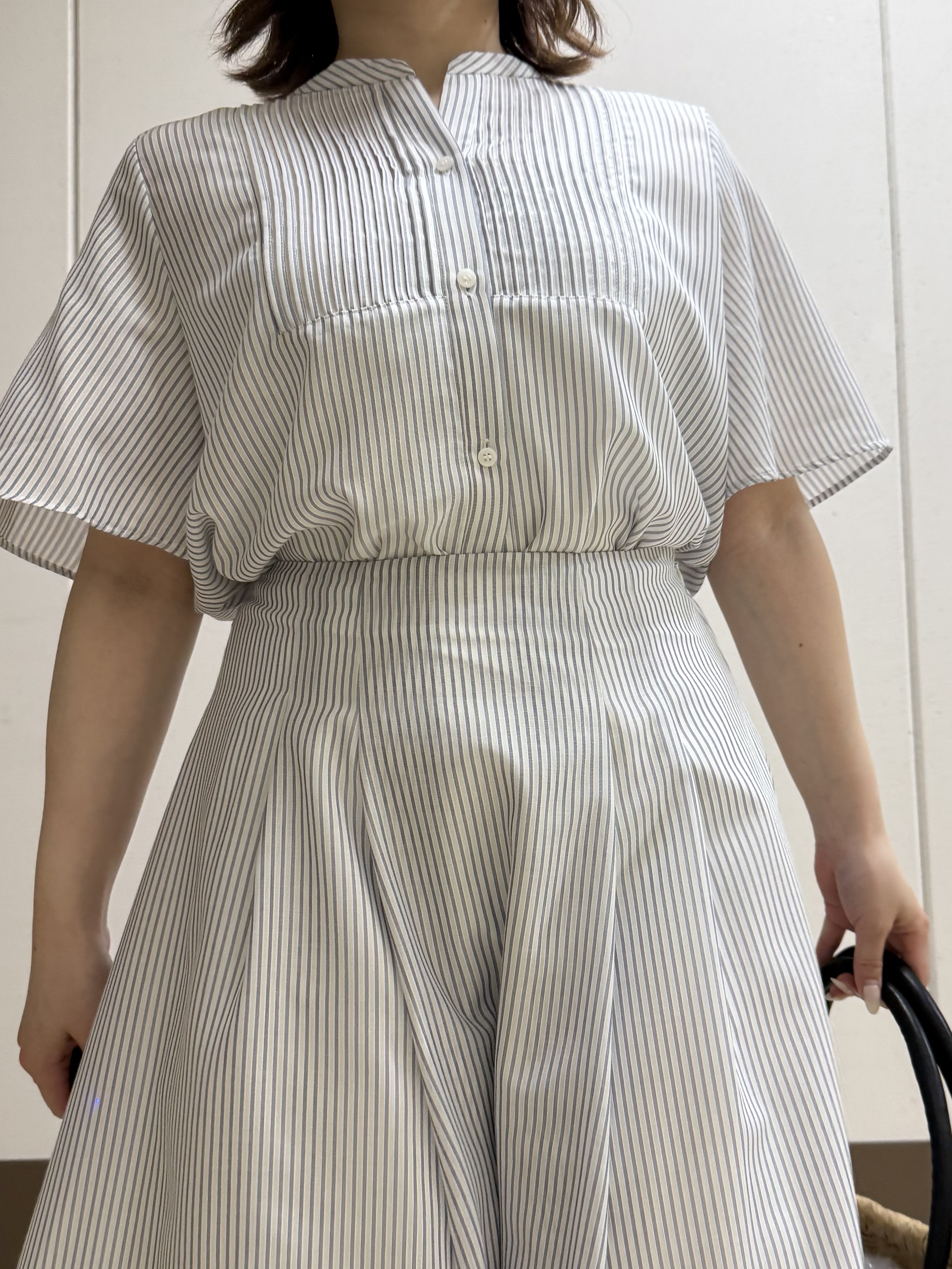 Rikoさんの「INDIVI｜【接触冷感/洗える】シアーシャンブレーピンタックブラウス」を使ったコーディネート