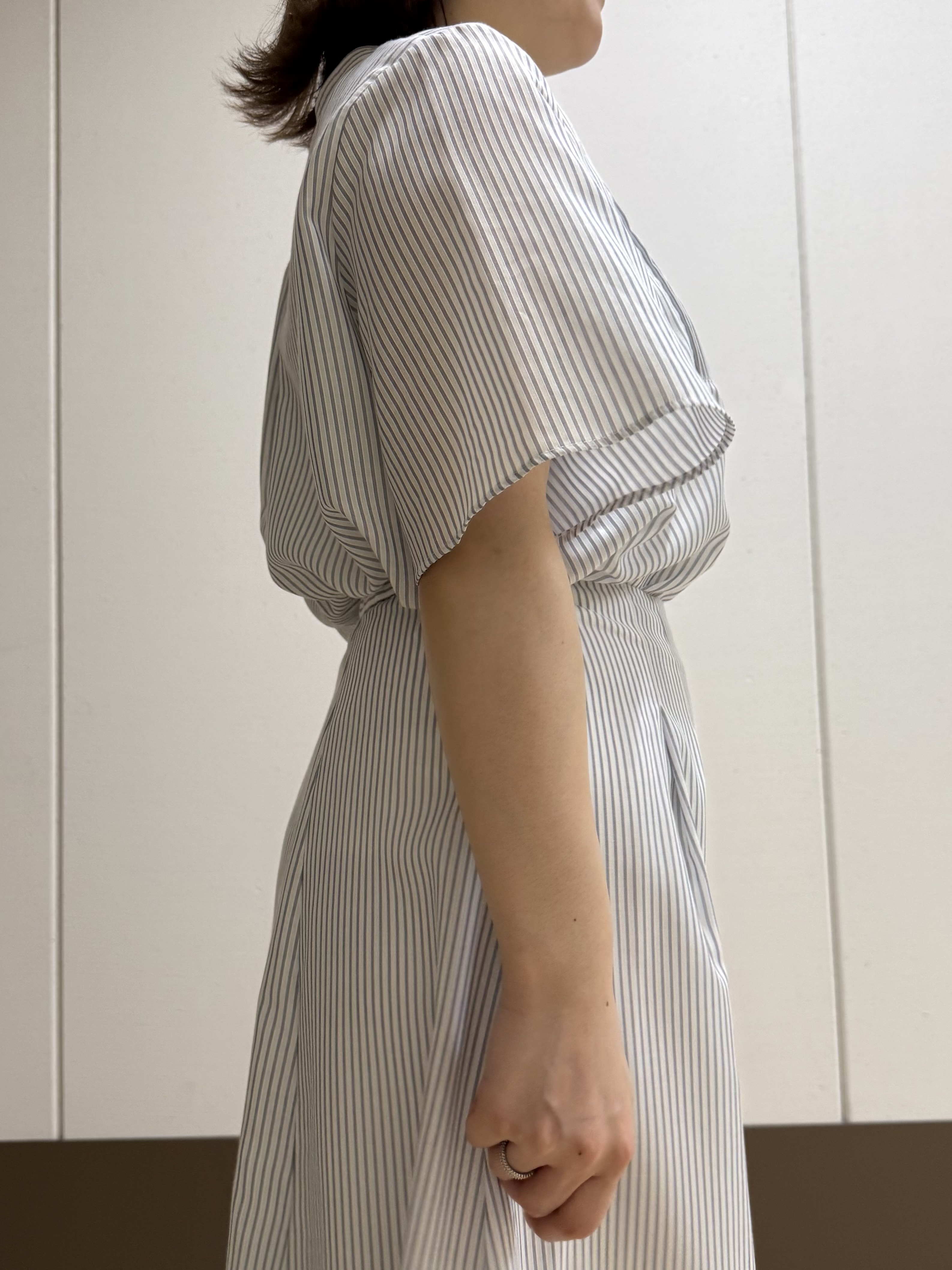 Rikoさんの「INDIVI｜【接触冷感/洗える】シアーシャンブレーピンタックブラウス」を使ったコーディネート