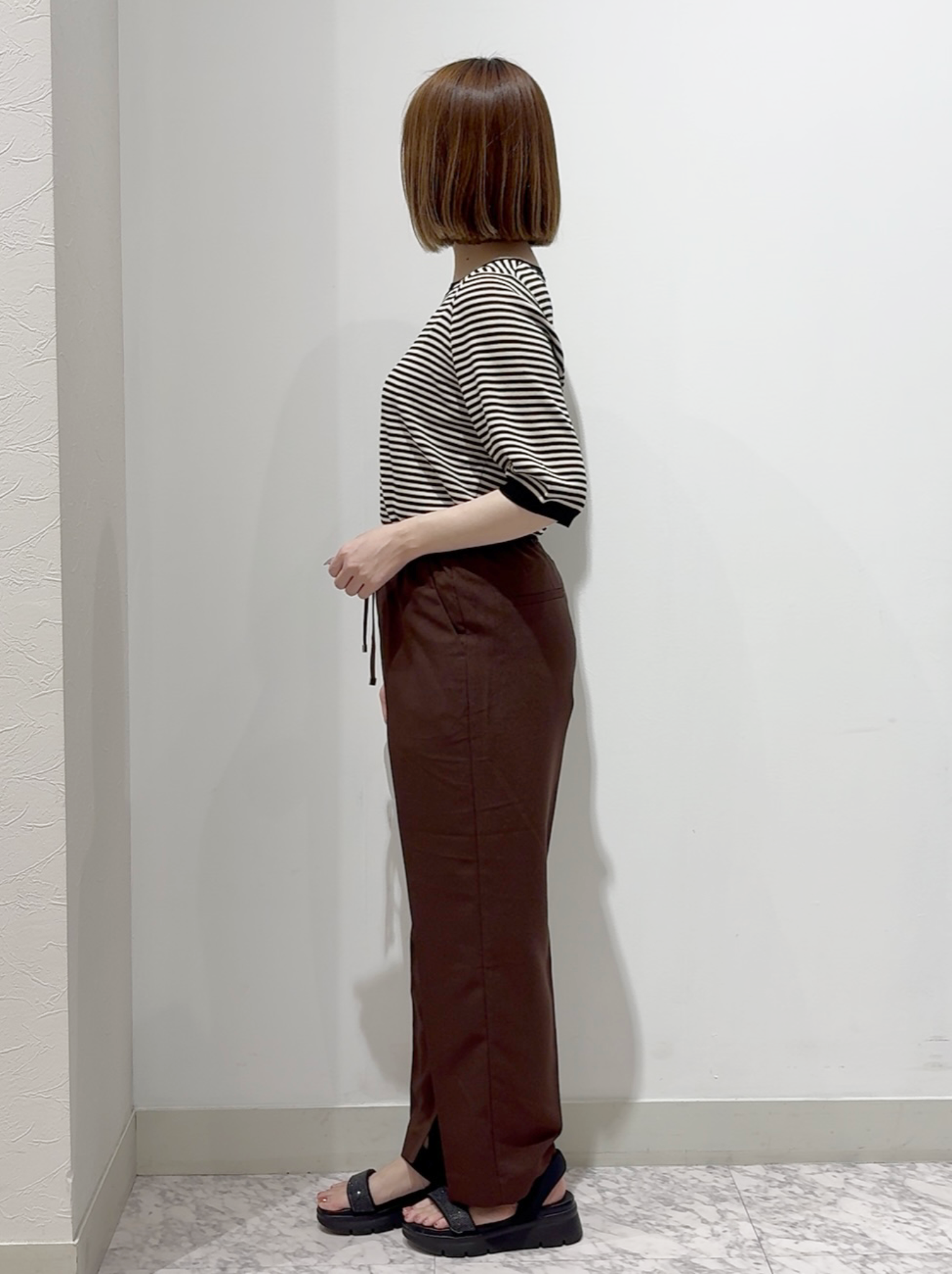 しかっちさんの「grove｜【シリーズ累計36万枚/UVカット・ひんやり・洗濯機OK】やわらかドライタッチ 五分袖クルーネックニ」を使ったコーディネート