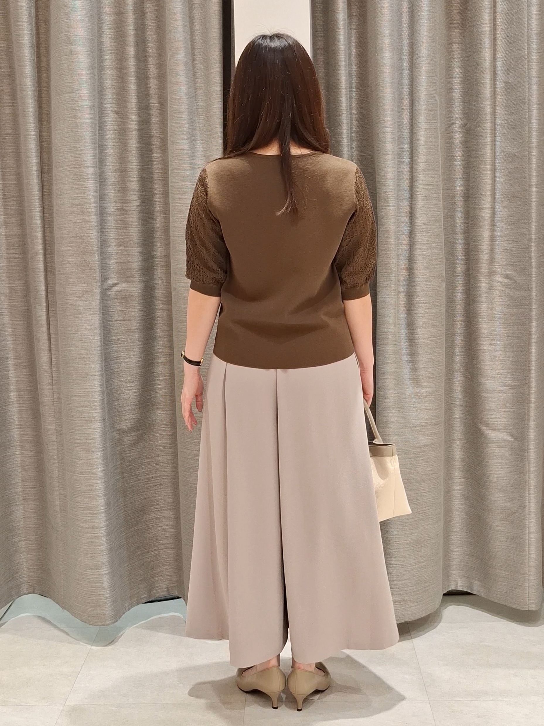YuKaRiさんの「UNTITLED｜【洗える】エレガンススリーブニット」を使ったコーディネート