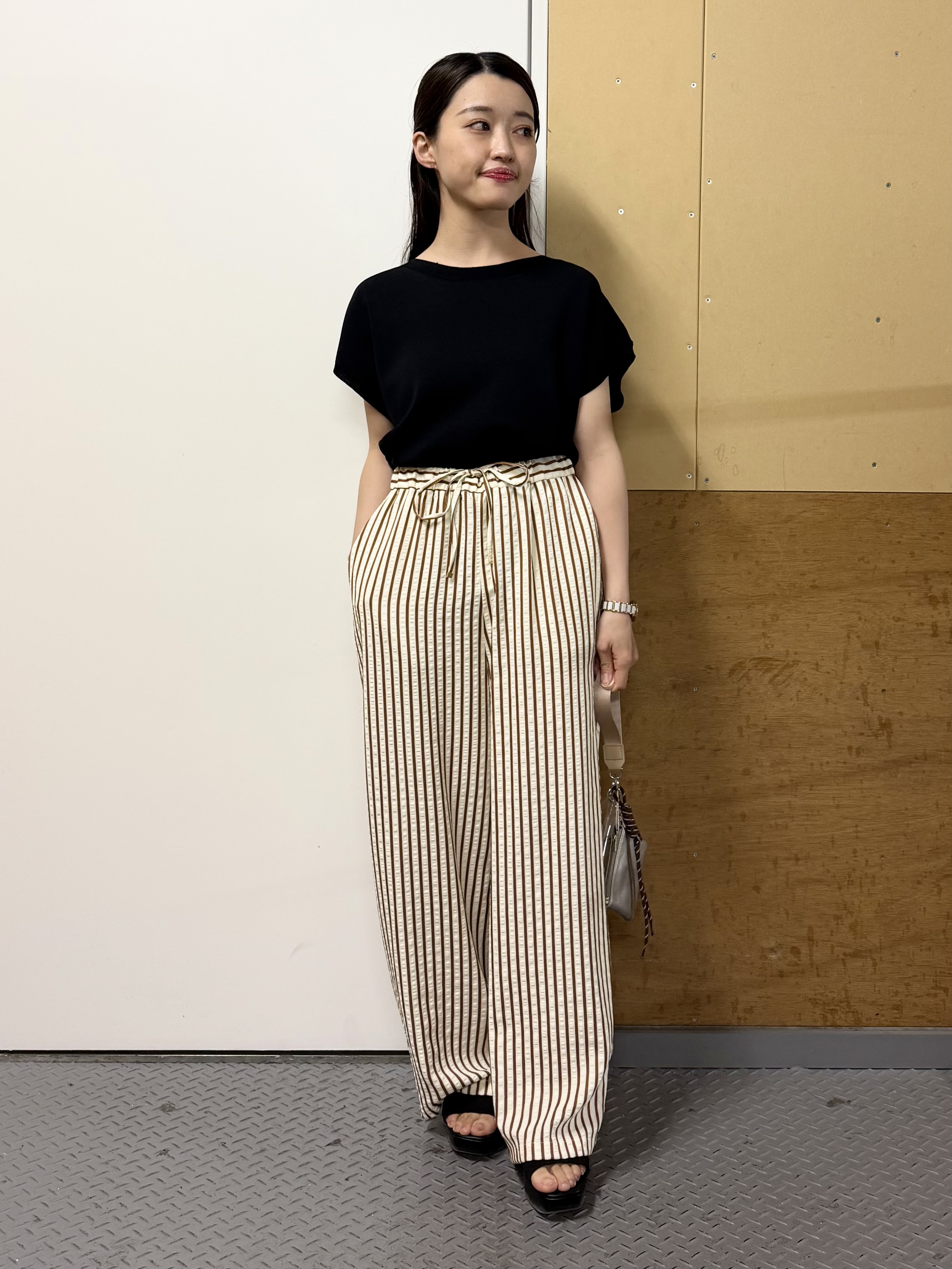 sahoさんの「THE SHOP TK｜【S-XL/ひんやりタッチ】多機能フレンチスリーブニット 洗濯機OK/UVケア/毛玉になりにくい」を使ったコーディネート