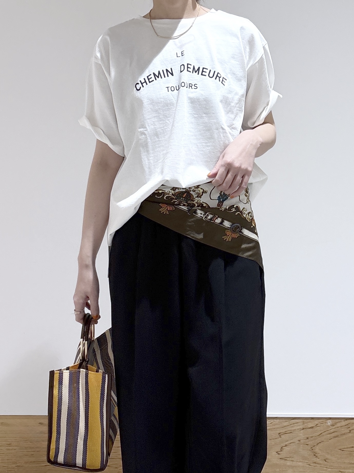 はなさんの「OPAQUE.CLIP｜ロゴプリントアソートTシャツ【洗濯機OK】」を使ったコーディネート