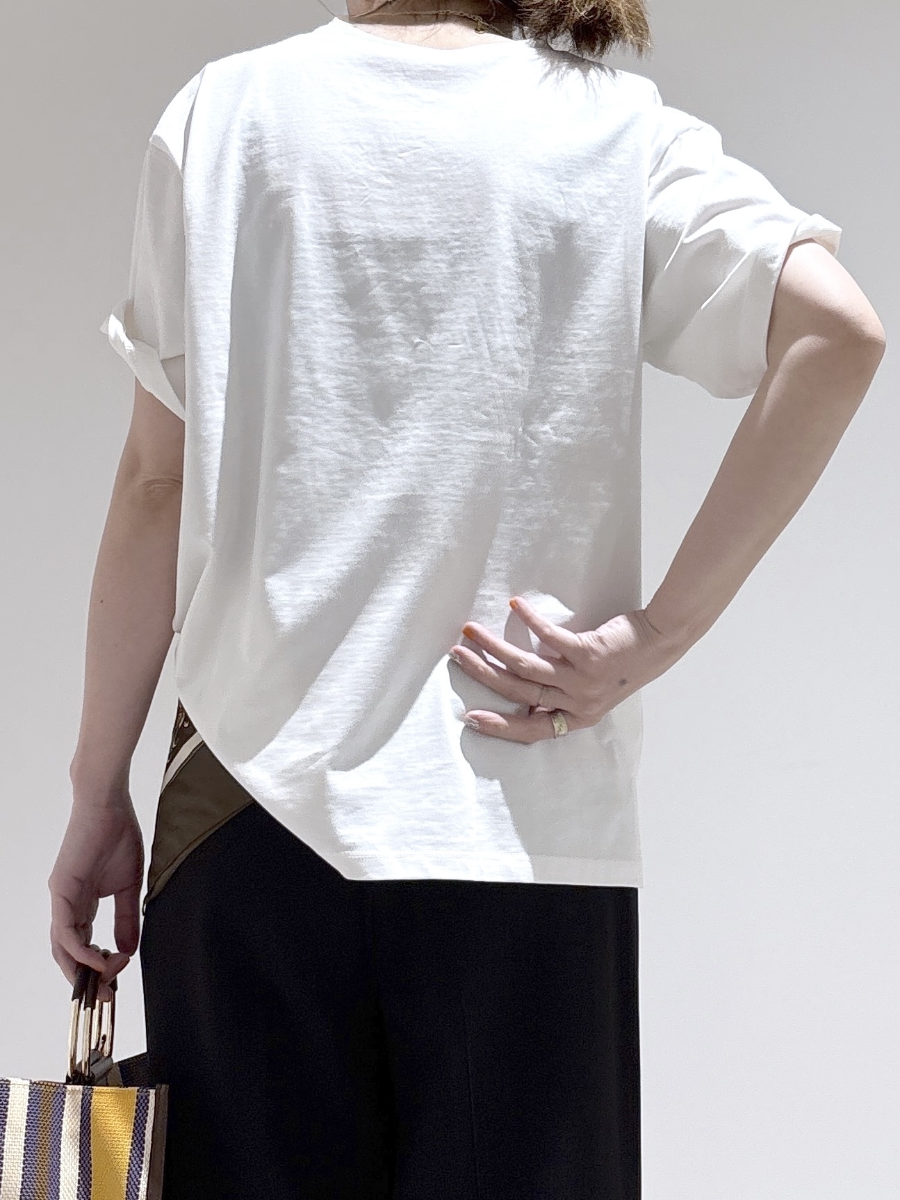 はなさんの「OPAQUE.CLIP｜ロゴプリントアソートTシャツ【洗濯機OK】」を使ったコーディネート