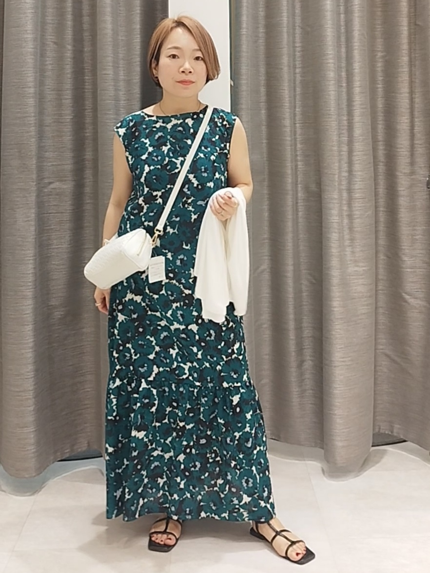 s u g iさんの「UNTITLED｜【接触冷感/UVカット/遮熱機能】フライスジャージカーディガン」を使ったコーディネート