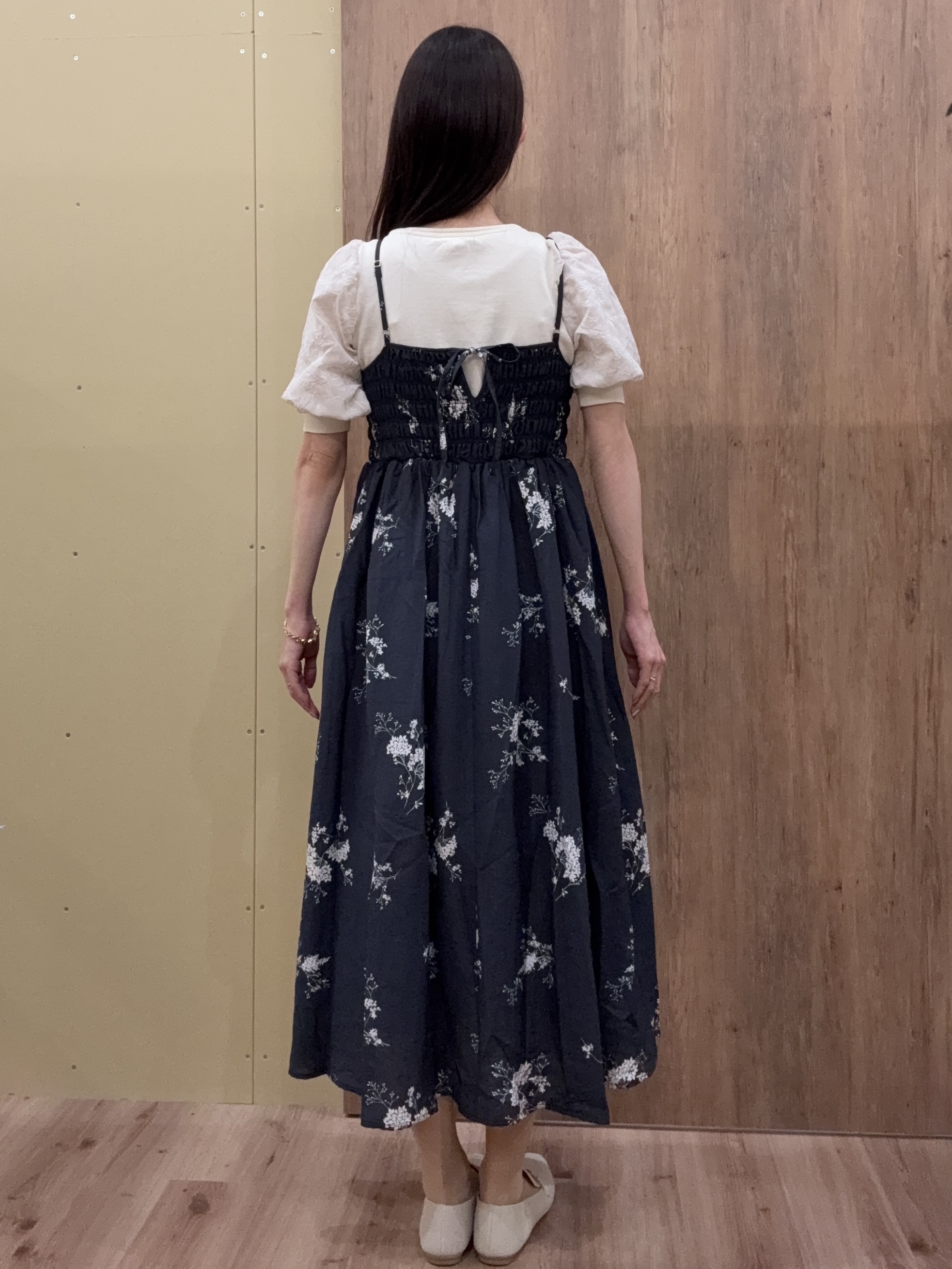 Ayakoさんの「grove｜一枚で着映える大人の袖コンシャスニット」を使ったコーディネート