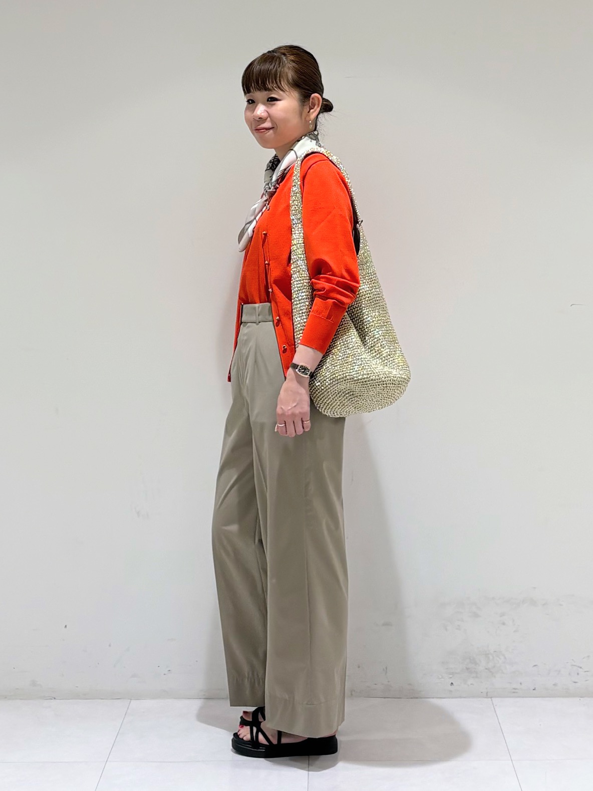tsuyuさんの「INDIVI｜【UVケア/接触冷感／アンサンブル】丸首カーディガン＆袖スリット5分袖ニット」を使ったコーディネート
