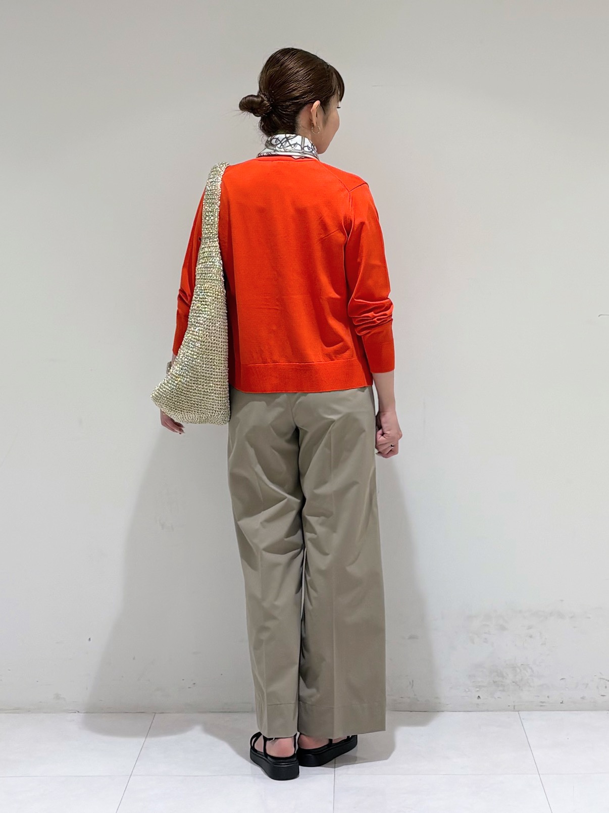 tsuyuさんの「INDIVI｜【UVケア/接触冷感／アンサンブル】丸首カーディガン＆袖スリット5分袖ニット」を使ったコーディネート