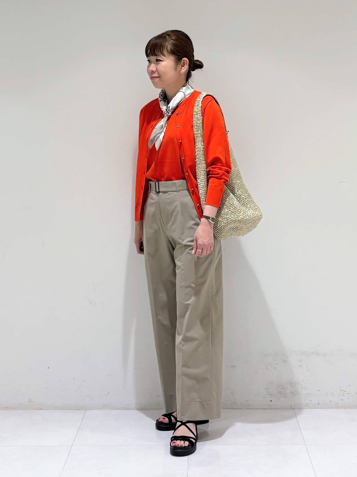 tsuyuさんの「INDIVI｜【UVケア/接触冷感／アンサンブル】丸首カーディガン＆袖スリット5分袖ニット」を使ったコーディネート