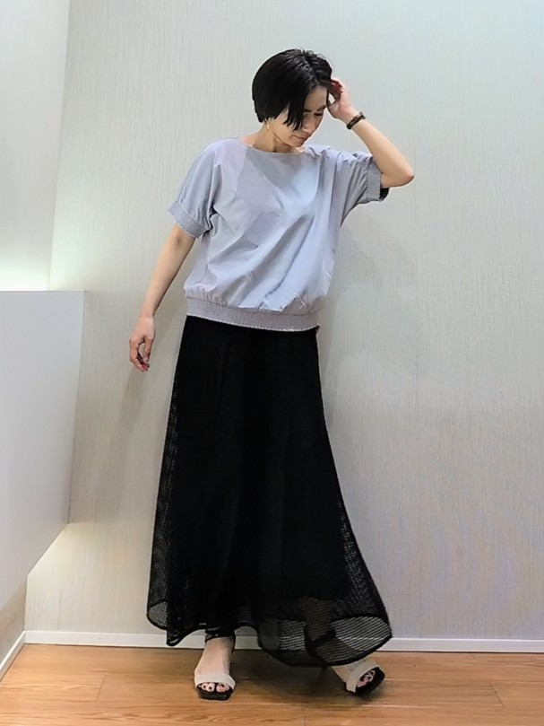 ミズタさんの「UNTITLED｜【接触冷感/汗染み防止/吸水速乾/UVカット】シャーリングプルオーバー」を使ったコーディネート