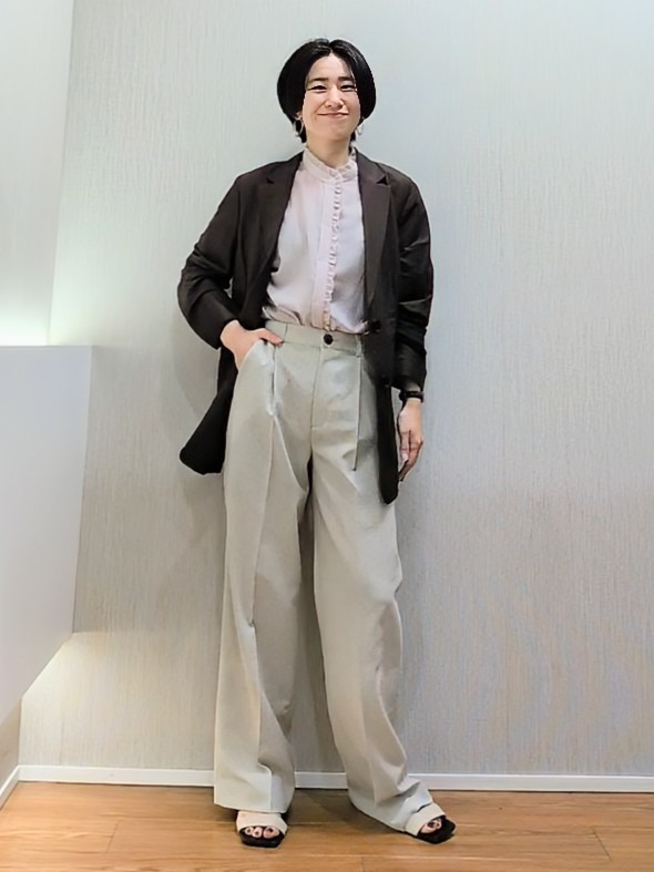 ミズタさんの「UNTITLED｜【程よいシアー感/洗える】エアリーバイオジャケット」を使ったコーディネート